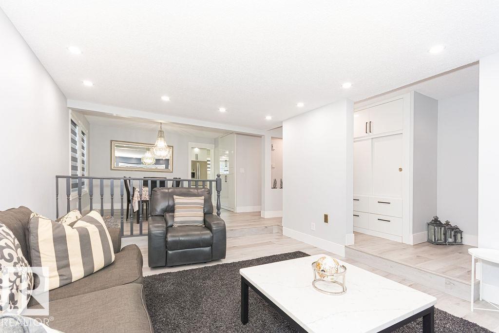 Picture for 15828 98 ST NW