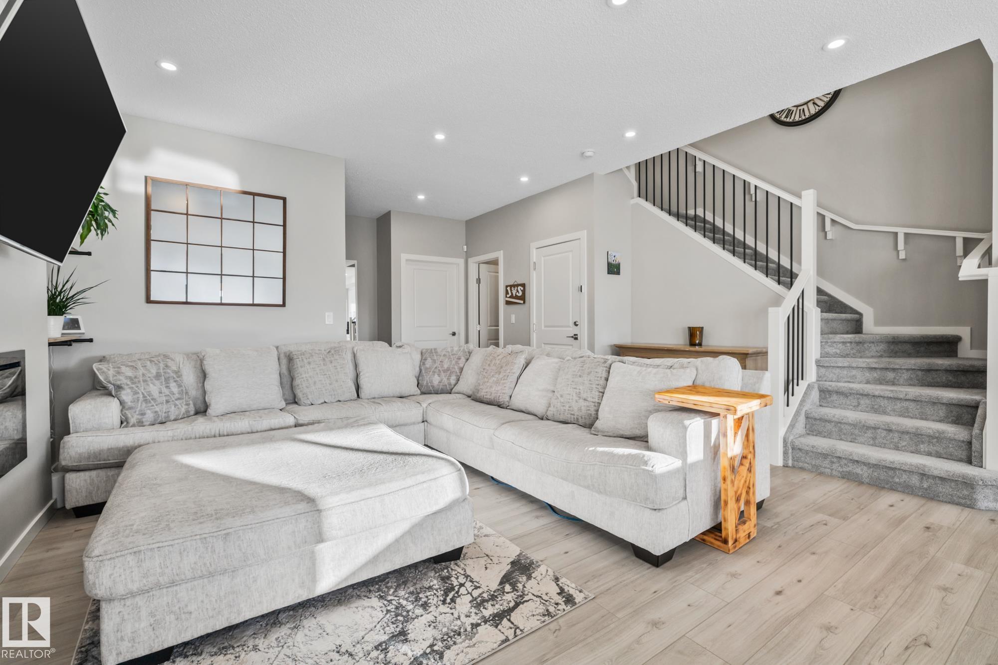 Photo 8 at 217 Larch Crescent, Woodbend, Leduc