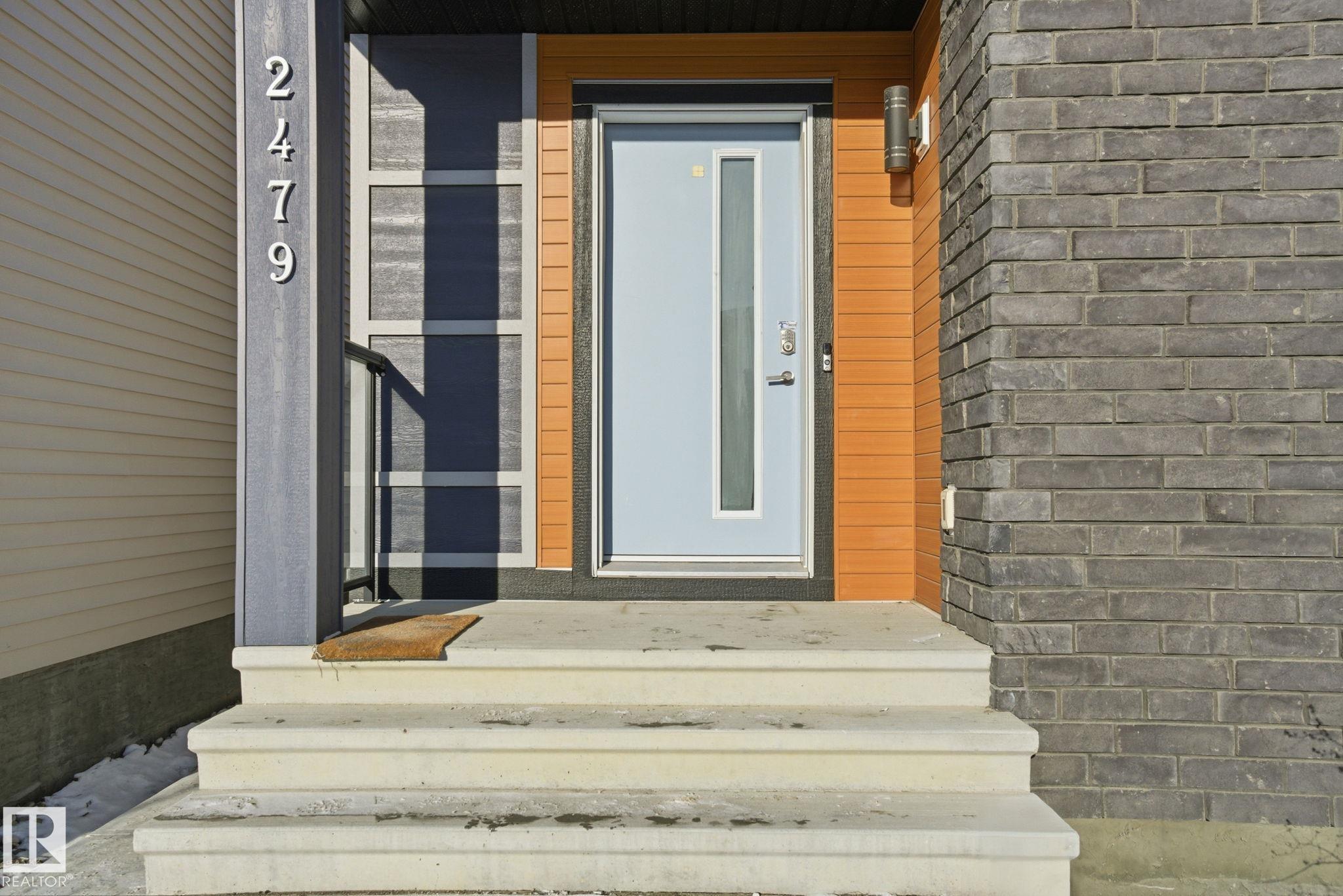 Photo 4 at 2479 Kelly Circle SW, Keswick, Edmonton