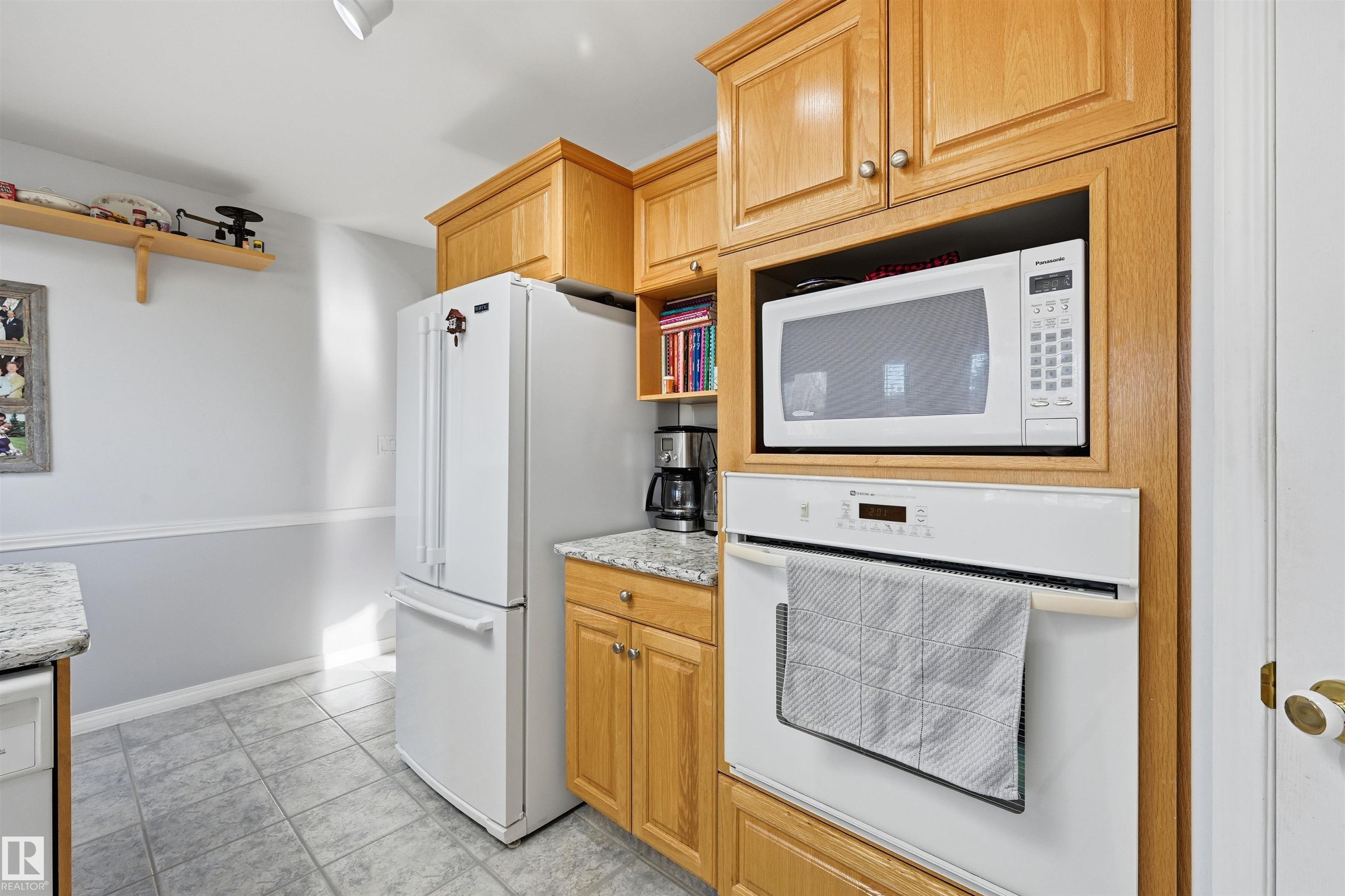 Photo 15 at 370 - 50247 Rge Rd 232, Scottsdale Estates, Rural Leduc County