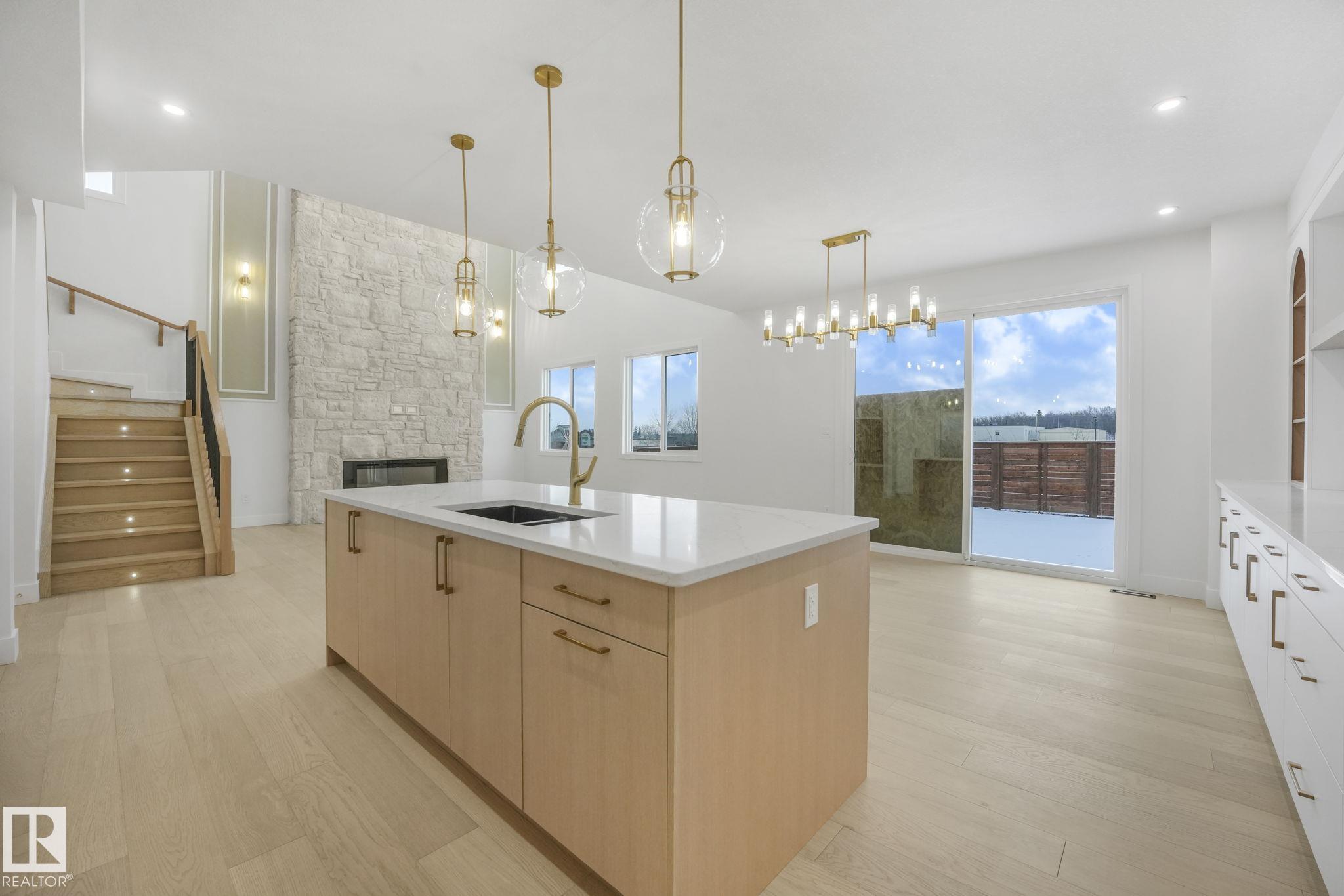 Photo 11 at 1 Birkshire Crescent, Hillshire, Sherwood Park