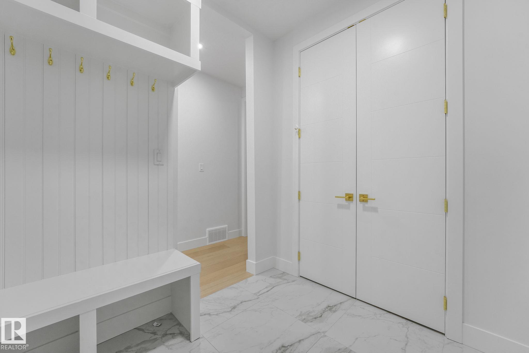 Photo 22 at 1 Birkshire Crescent, Hillshire, Sherwood Park