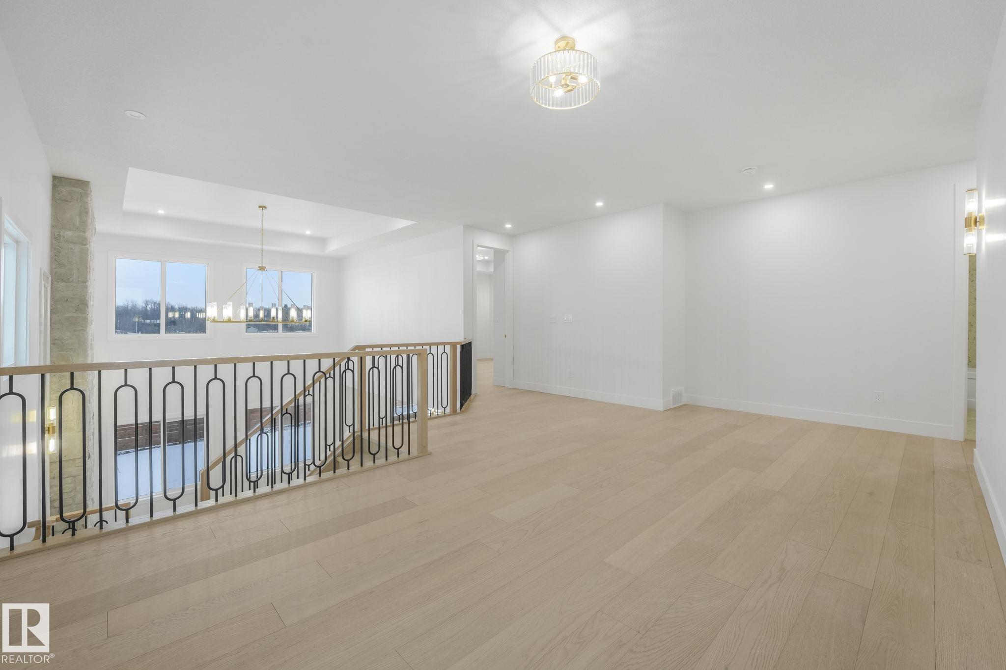 Photo 36 at 1 Birkshire Crescent, Hillshire, Sherwood Park