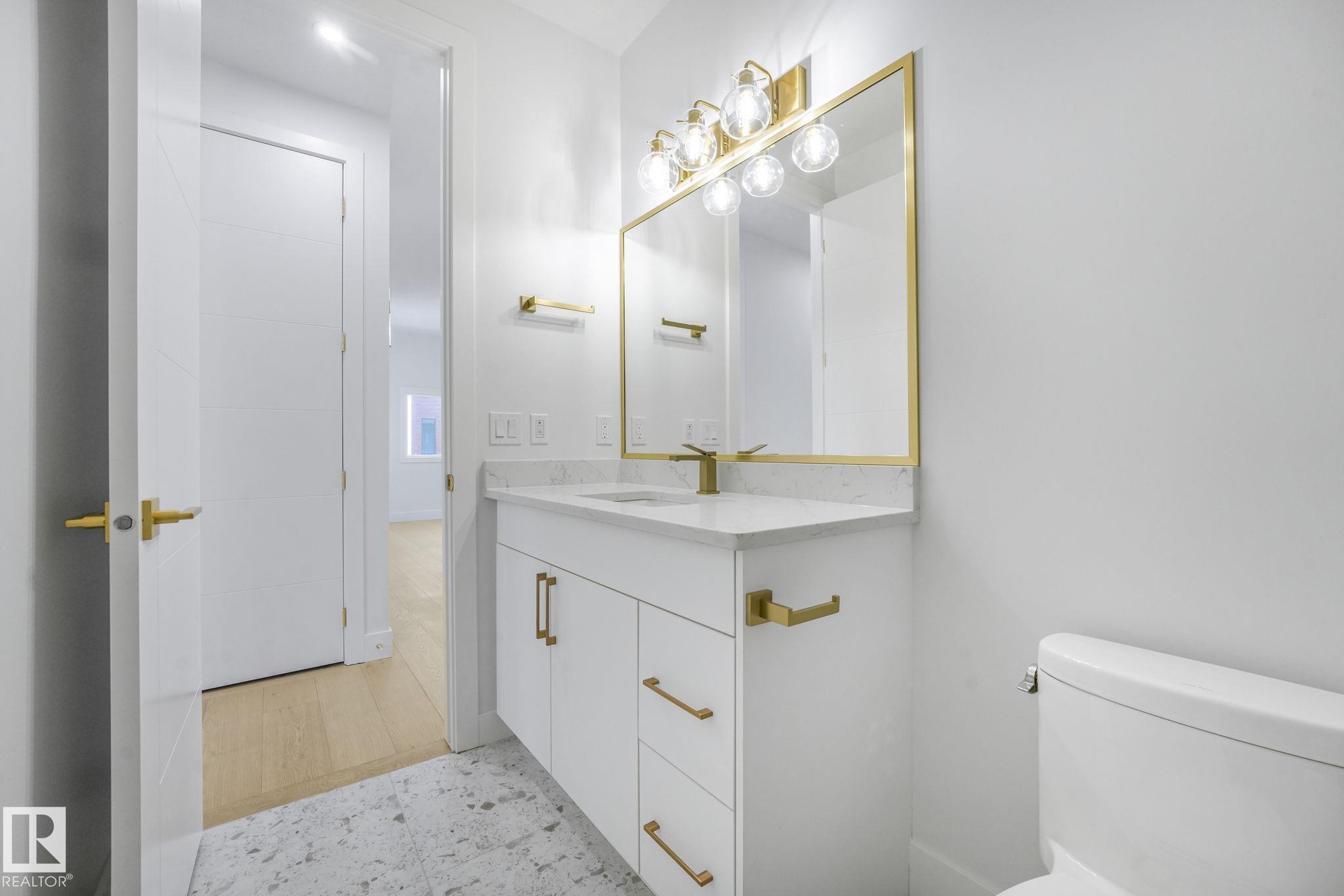 Photo 42 at 1 Birkshire Crescent, Hillshire, Sherwood Park