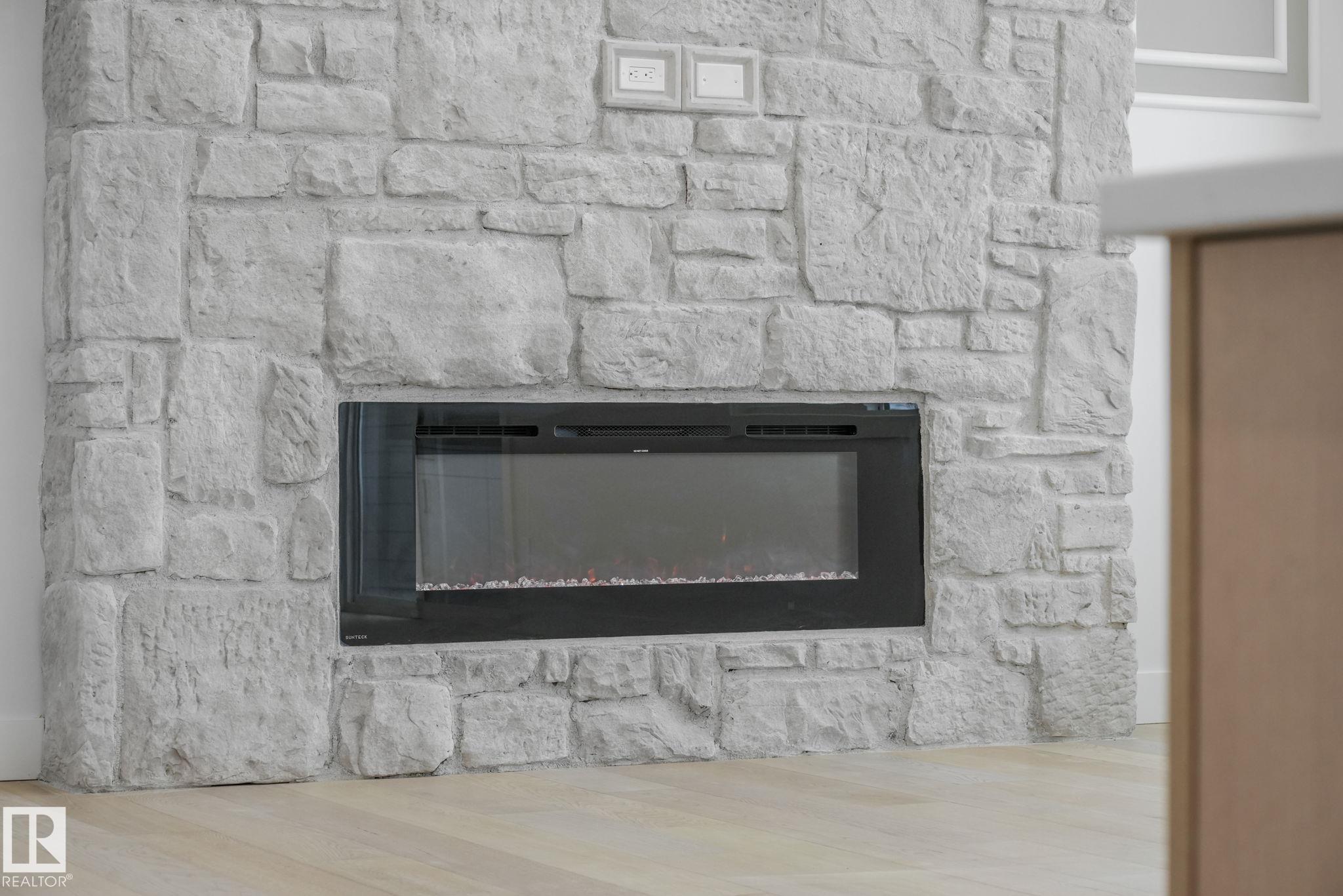 Photo 43 at 1 Birkshire Crescent, Hillshire, Sherwood Park