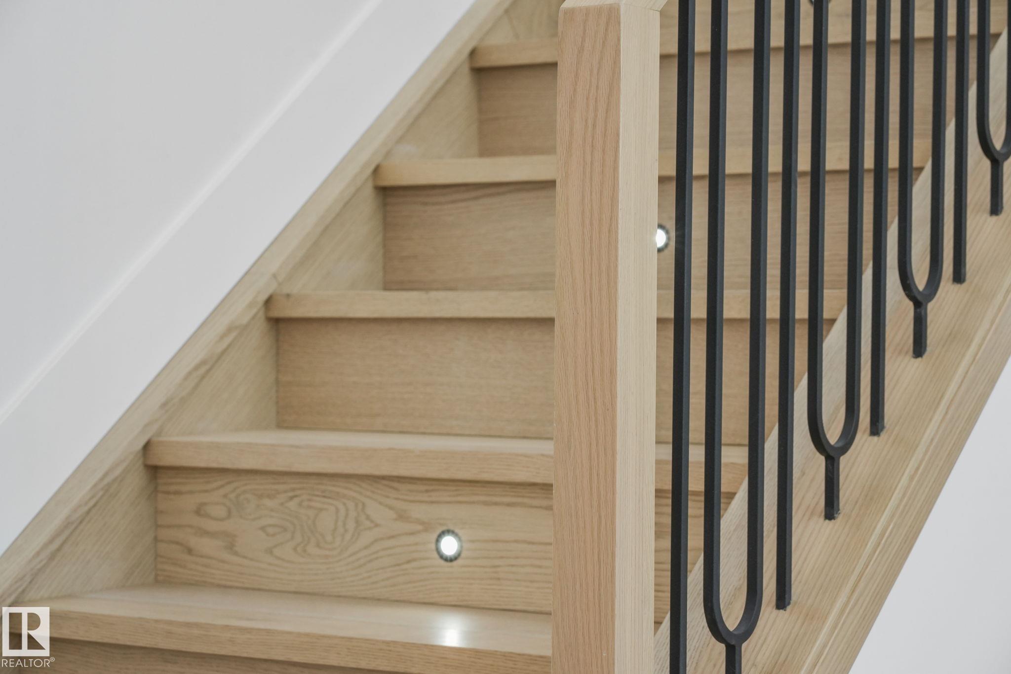 Photo 44 at 1 Birkshire Crescent, Hillshire, Sherwood Park