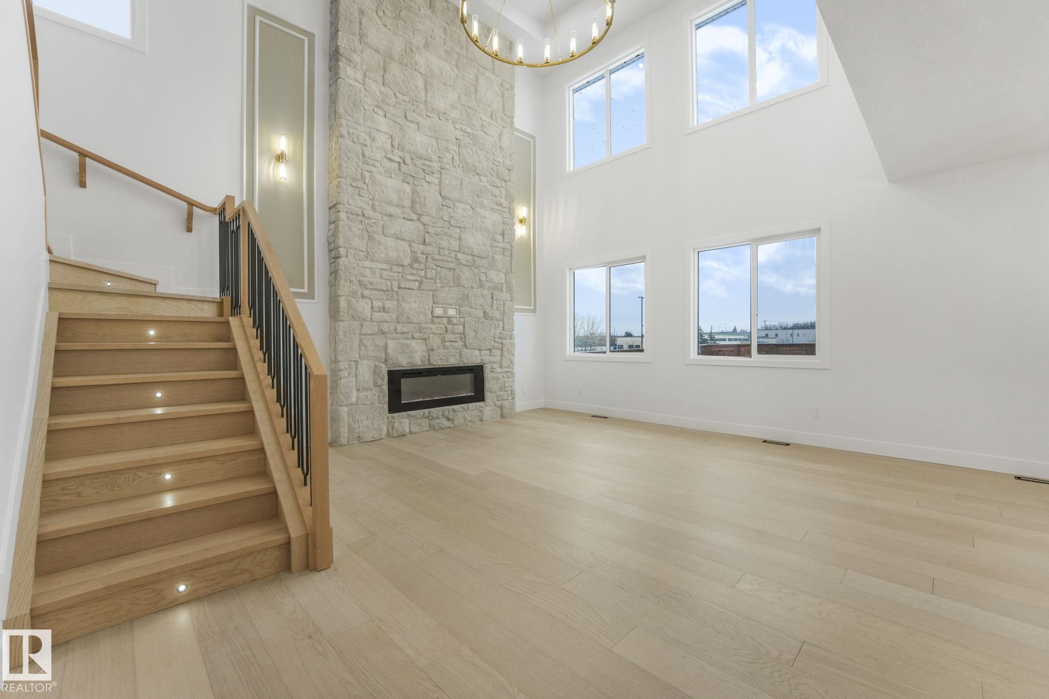 Photo 7 at 1 Birkshire Crescent, Hillshire, Sherwood Park