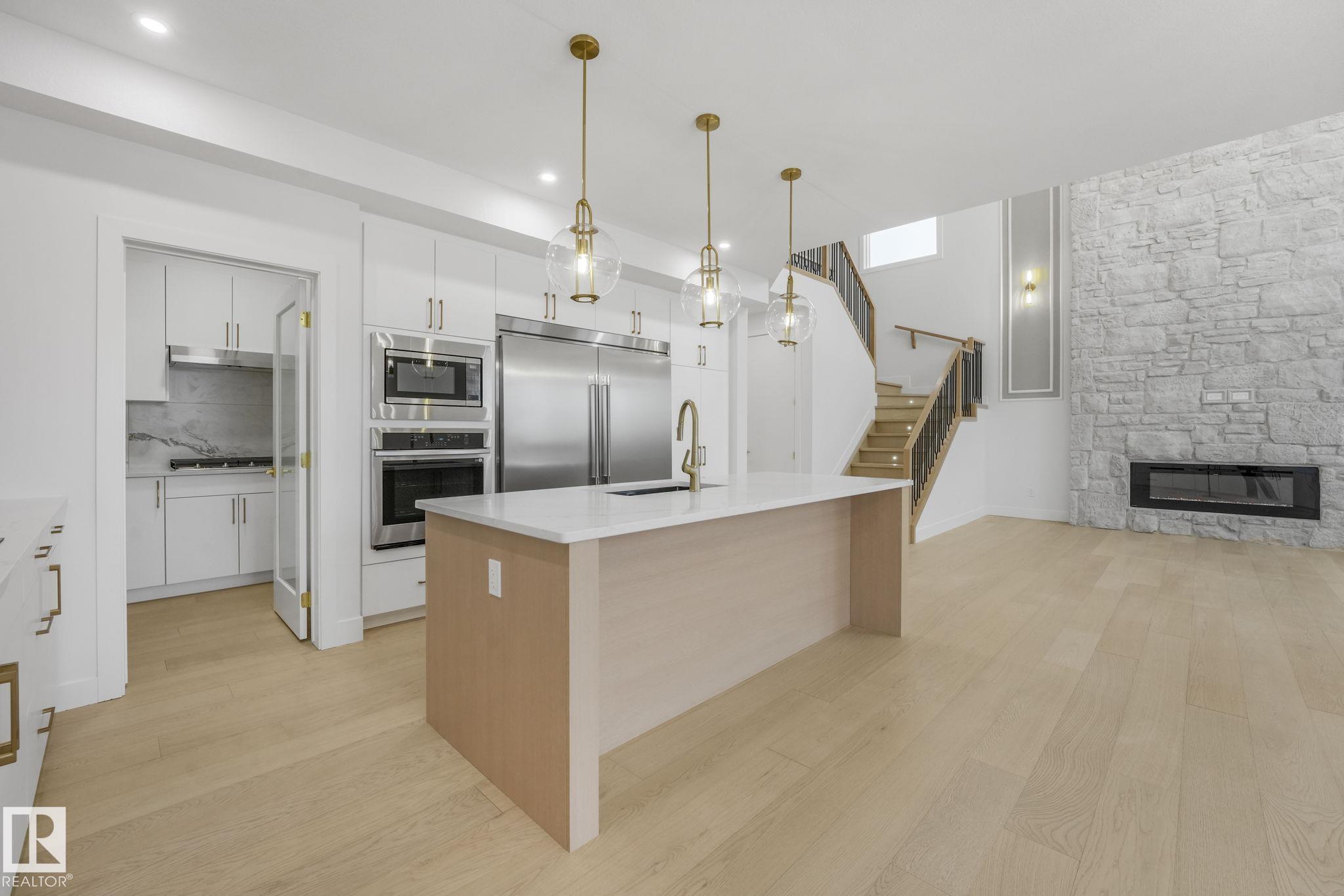 Photo 10 at 1 Birkshire Crescent, Hillshire, Sherwood Park