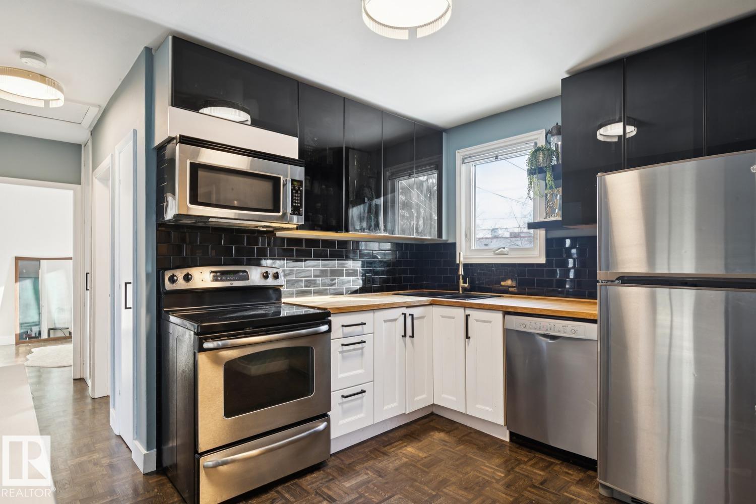 Picture for 7601 91 AV NW