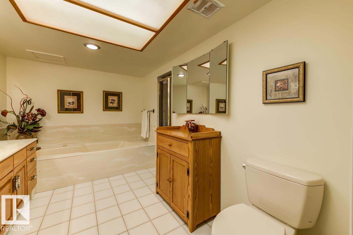 Photo 38 at 1403 - 11503 100 Avenue NW, Wîhkwêntôwin, Edmonton