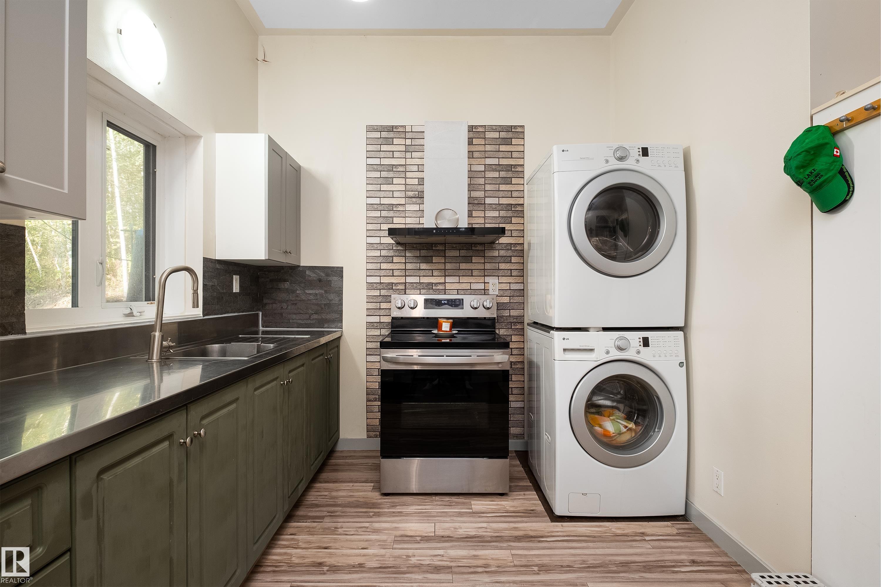 Photo 11 at 36 - 52229 Rge Road 25, Genesee Park, Rural Parkland County