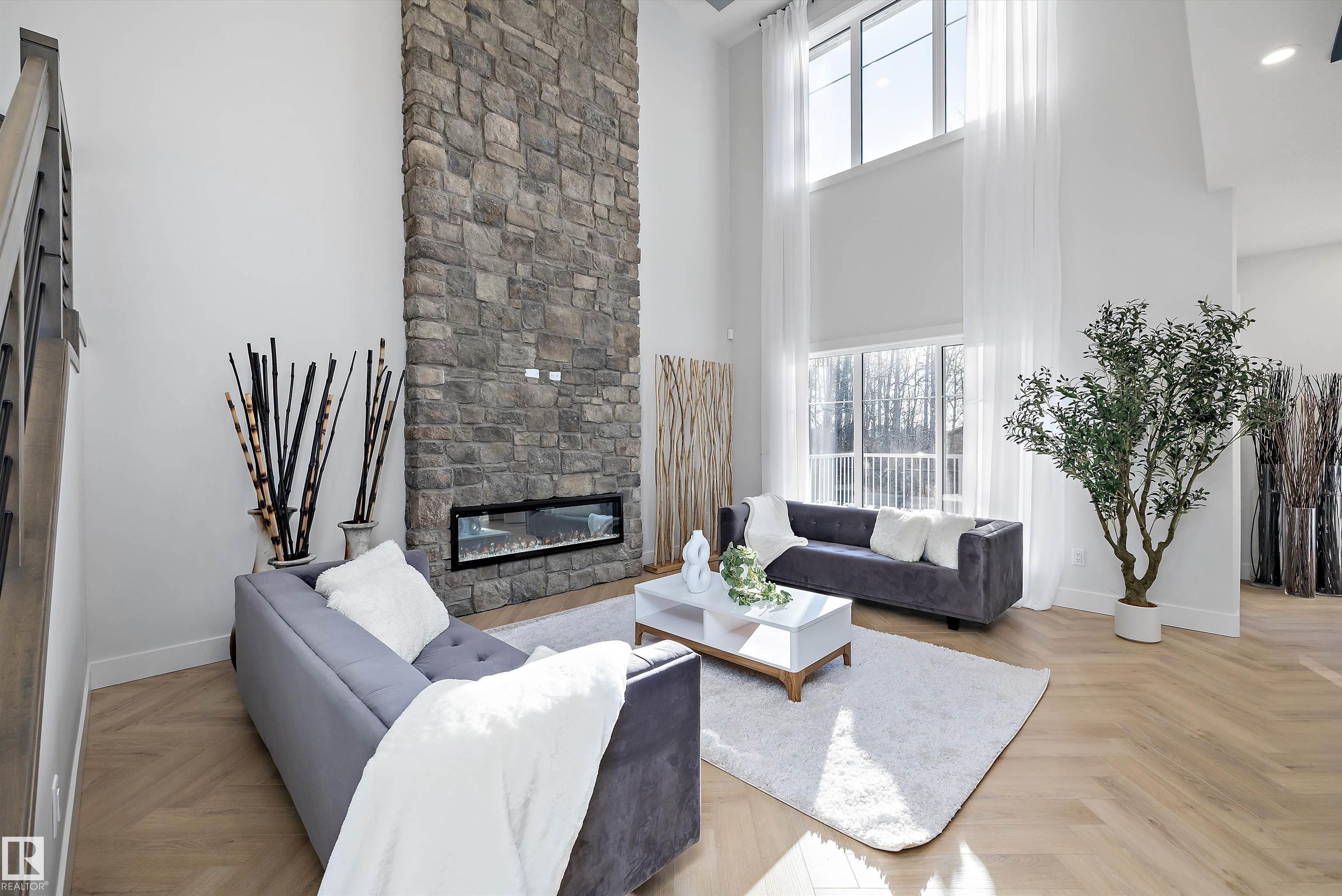 Picture for 230 EDGEMONT GREEN GR NW NW