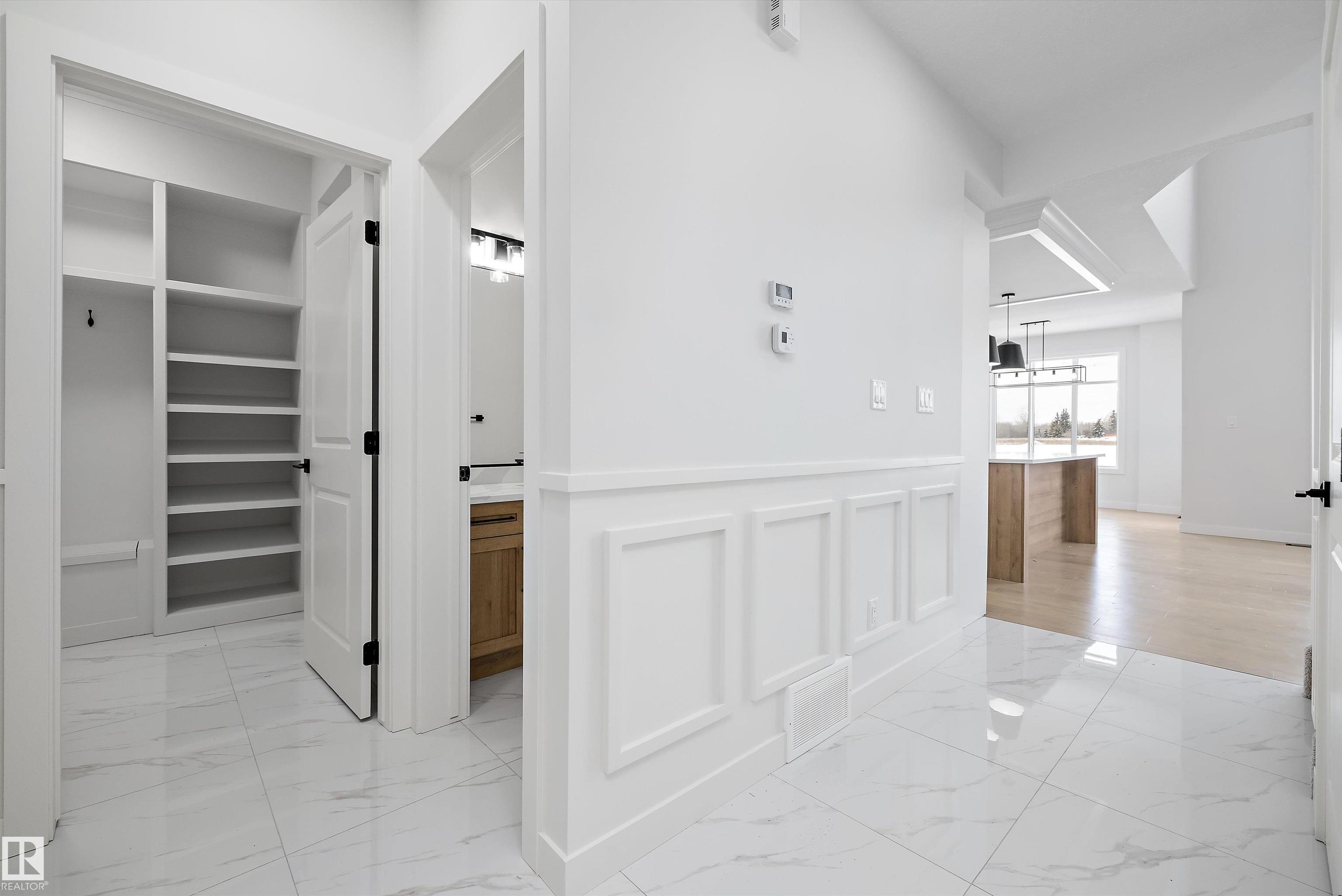 Picture for 230 EDGEMONT GREEN GR NW NW