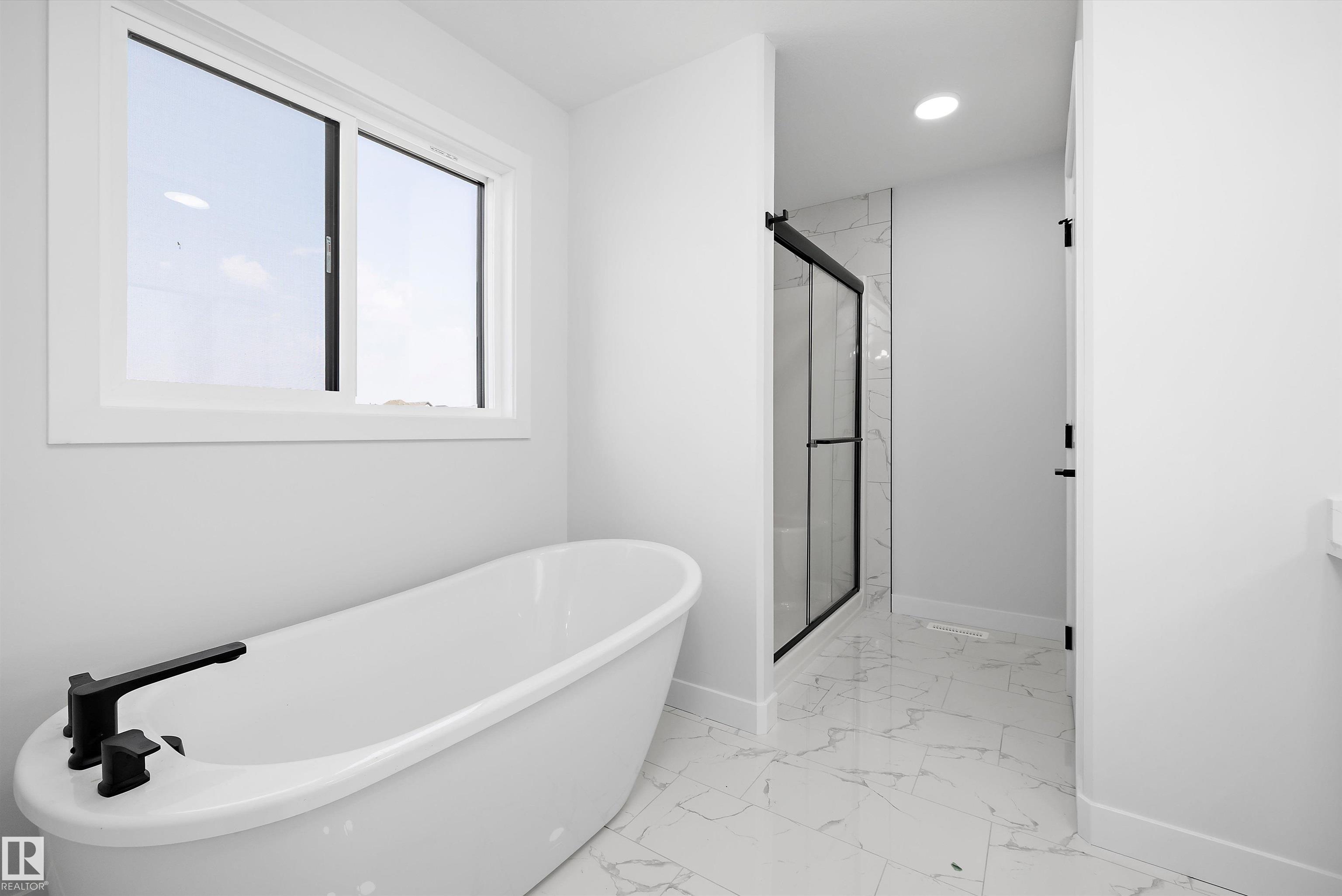 Photo 25 at 38 Cannes Cove, Chérot, St. Albert