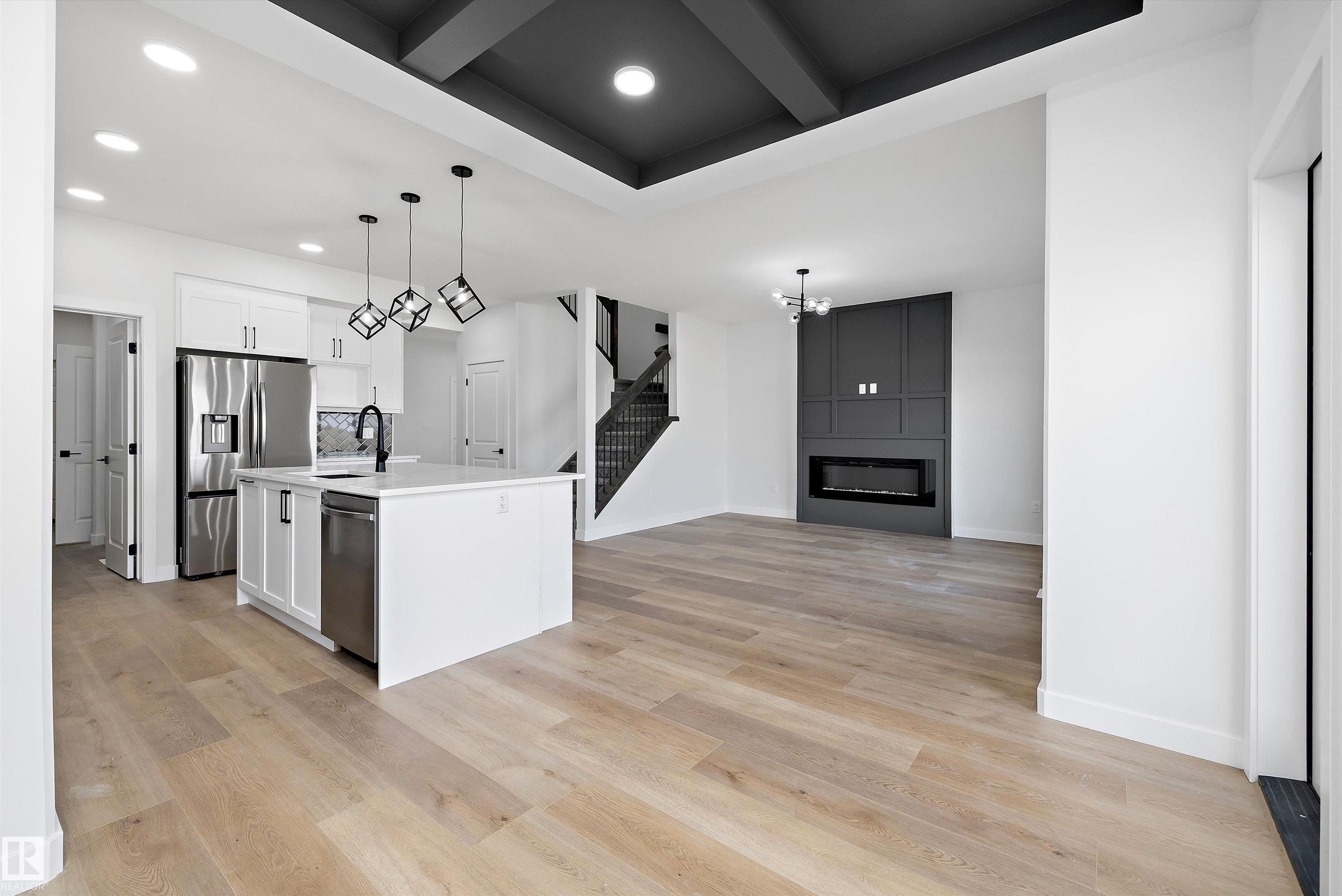 Photo 8 at 38 Cannes Cove, Chérot, St. Albert