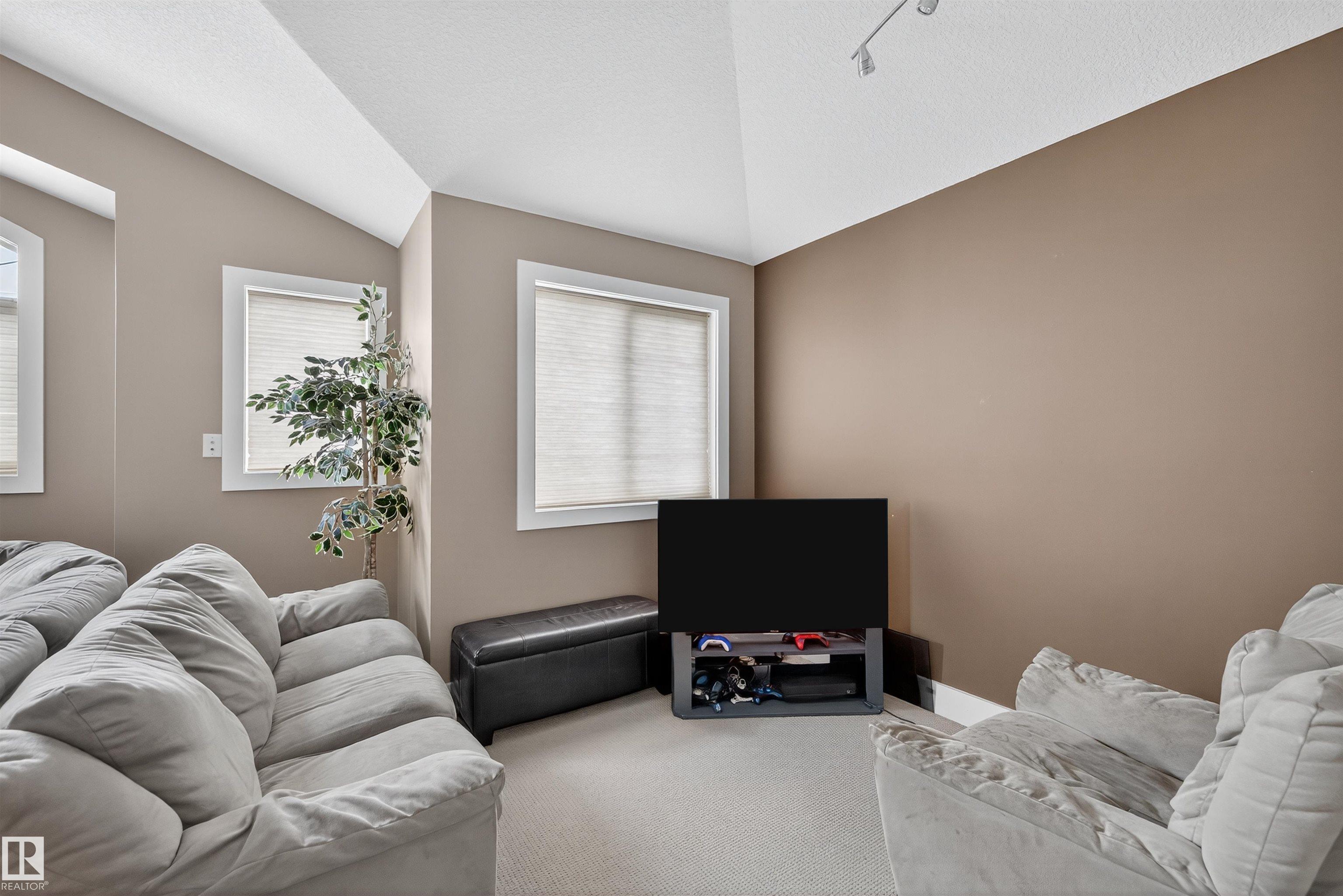 Photo 25 at 520 Stewart Crescent SW, Summerside, Edmonton