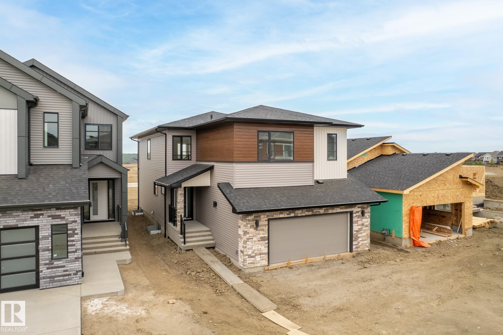 Photo 2 at 7095 Kiviaq Crescent SW, Keswick, Edmonton