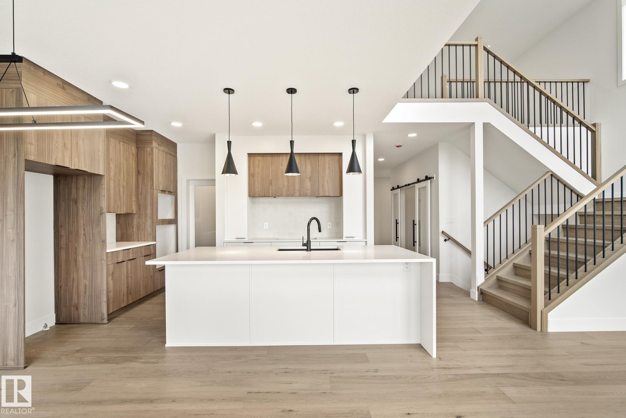 Photo 11 at 7095 Kiviaq Crescent SW, Keswick, Edmonton