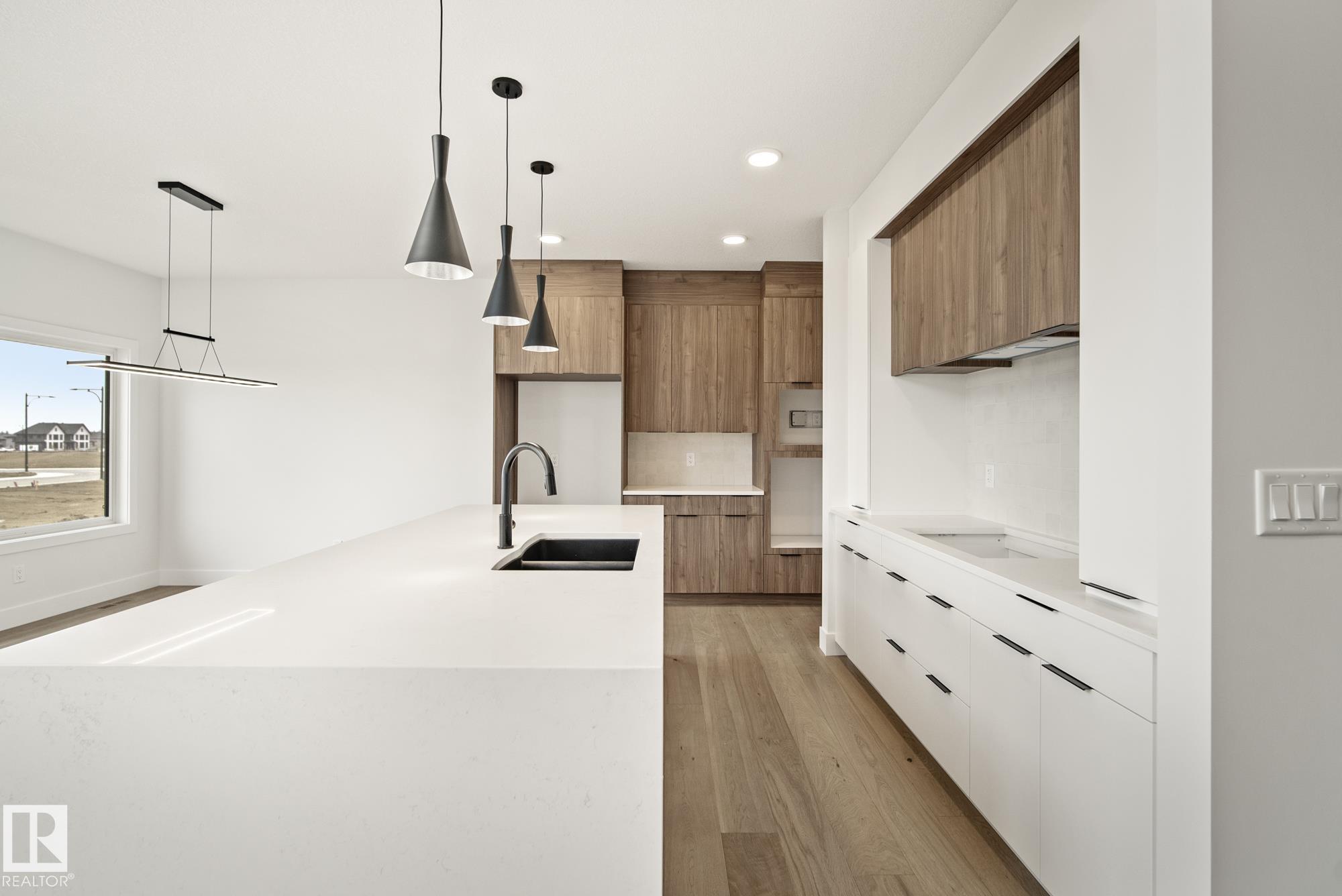 Photo 14 at 7095 Kiviaq Crescent SW, Keswick, Edmonton