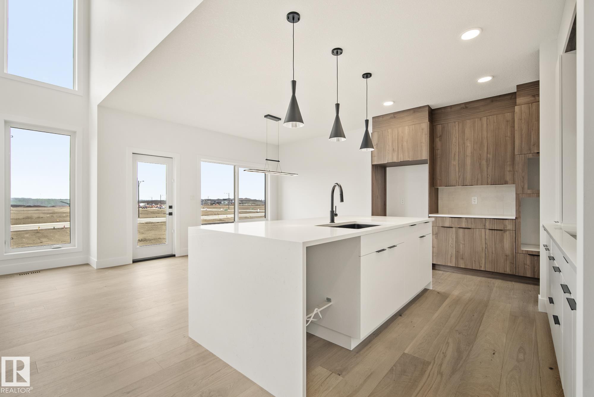 Photo 15 at 7095 Kiviaq Crescent SW, Keswick, Edmonton