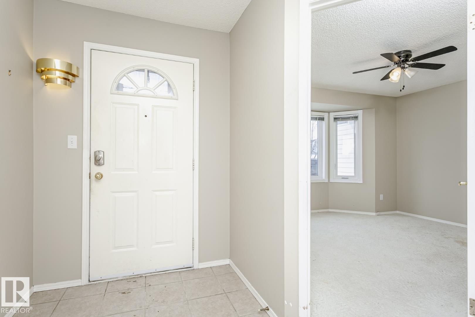 Picture for 3240 38 AV NW