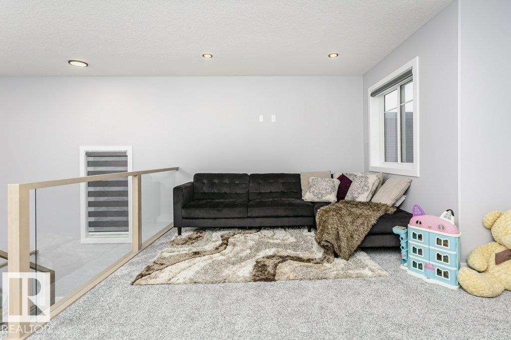 Photo 27 at 37 Brunswyck Crescent, Fenwyck, Spruce Grove