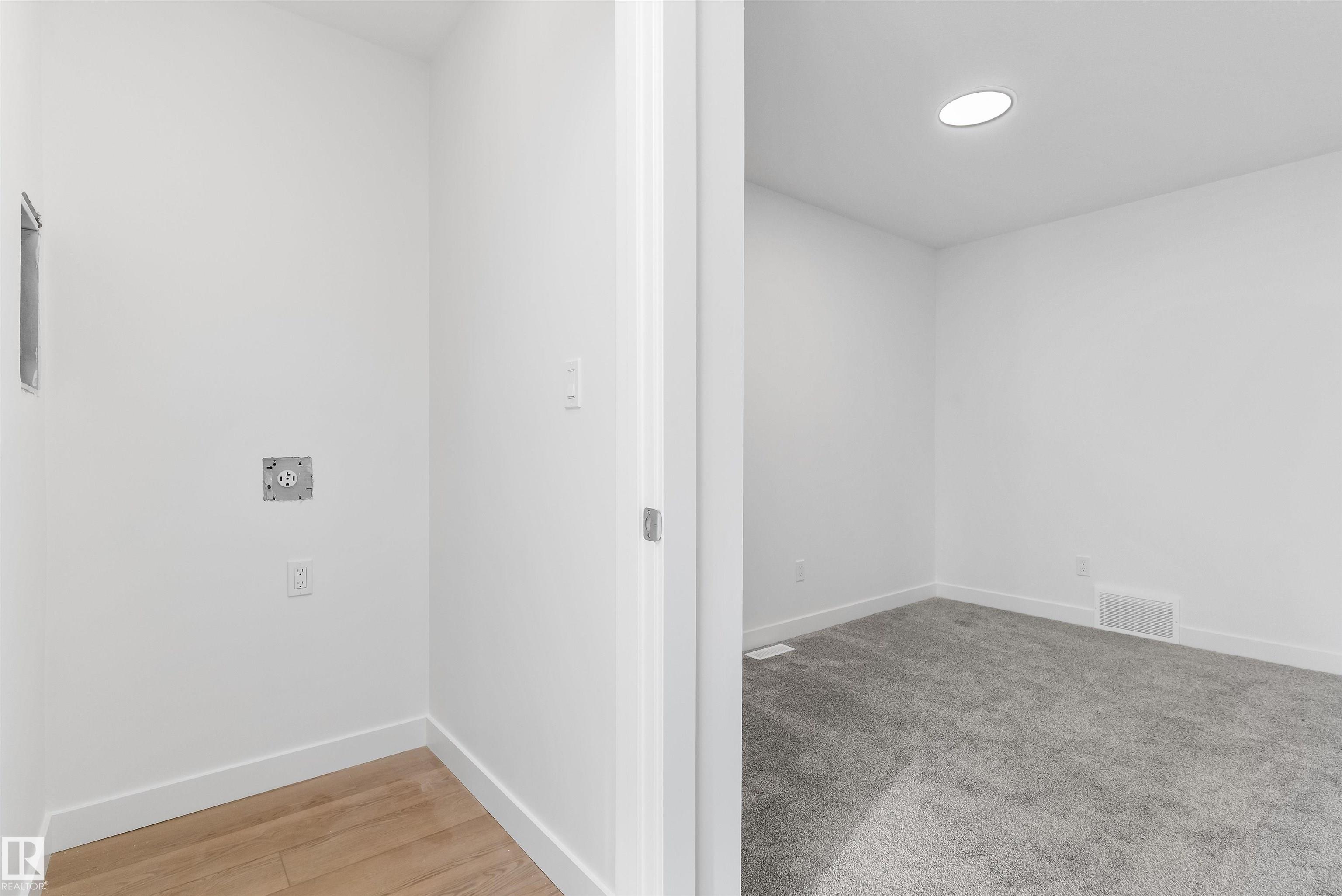 https://zimg.paragon.ice.com/ParagonImages/Property/PM/RAE/225384473/26/0/0/df07b0da42a4022609d6eed16abcd720/1/5c7e6cb9325b7f01efc6de6d6aa3c09d/225384473-ff1ac246-9004-435a-b86d-c6219339866d.JPG