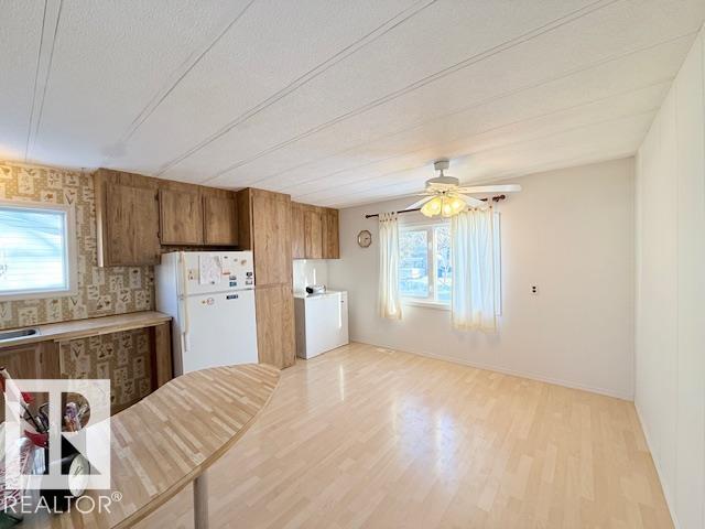 Picture for 18 Maple Terrace NW