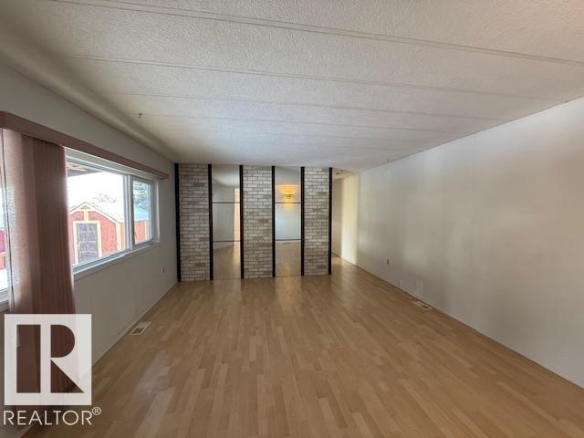 Picture for 18 Maple Terrace NW