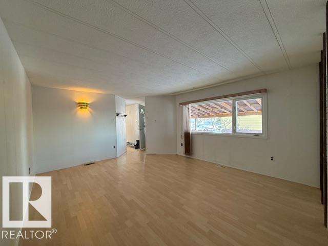 Picture for 18 Maple Terrace NW