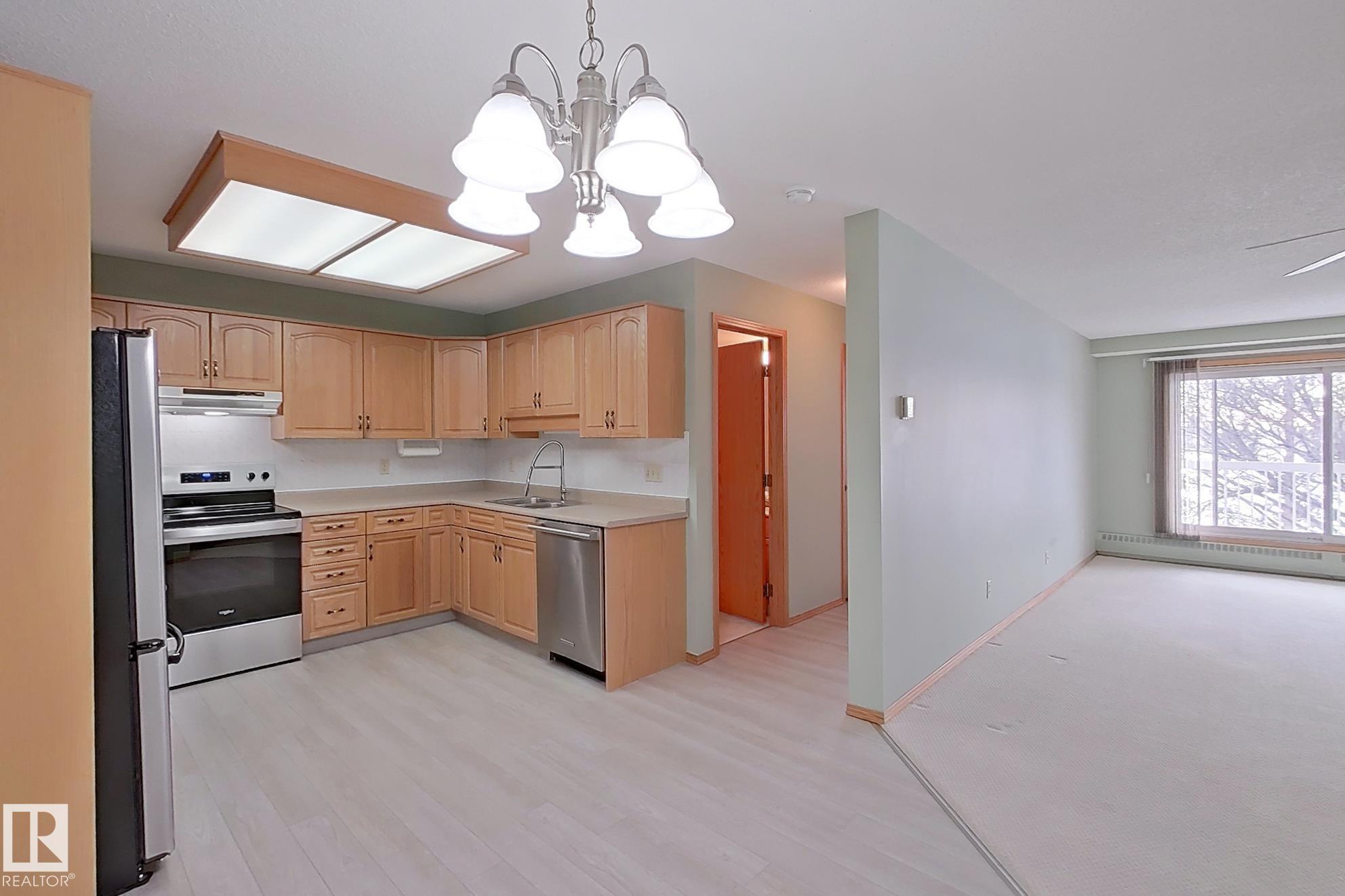 Photo 13 at 304 - 10935 21 Avenue NW, Keheewin, Edmonton