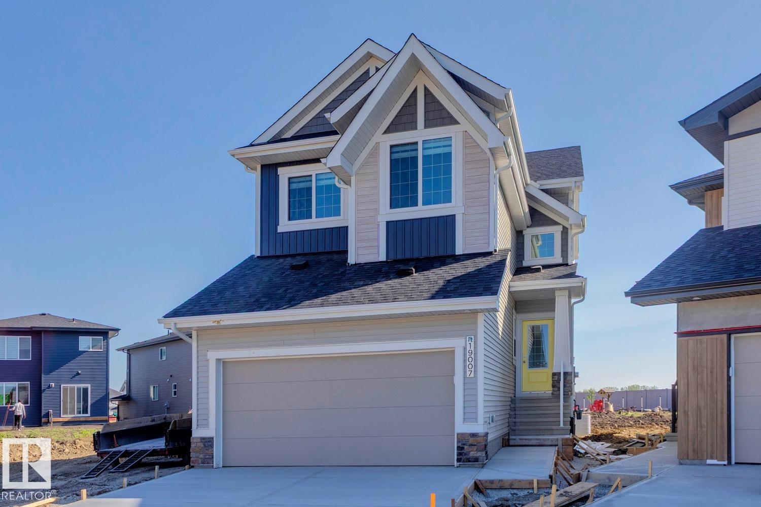 19007 20 Avenue NW, River's Edge, Edmonton 2