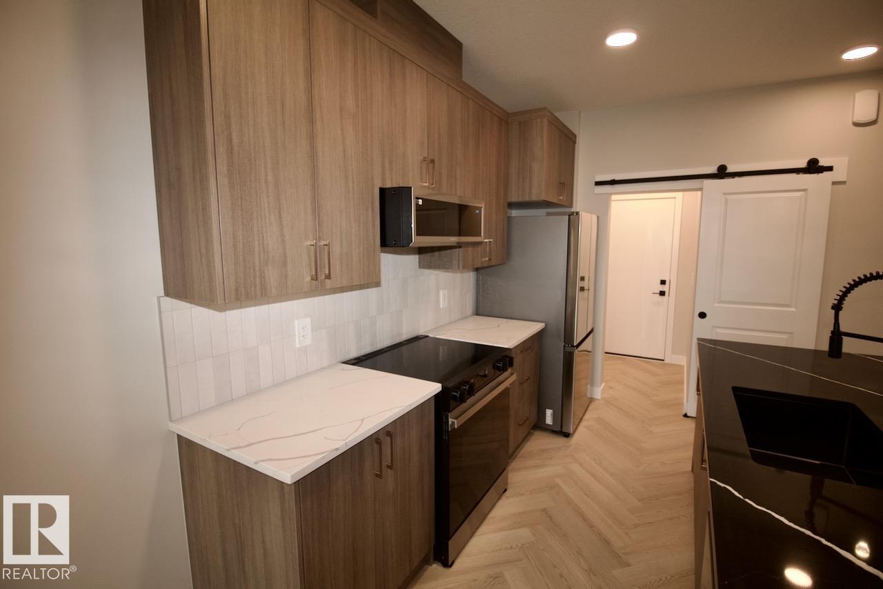 Picture for #UPPER 6414 27 AV SW