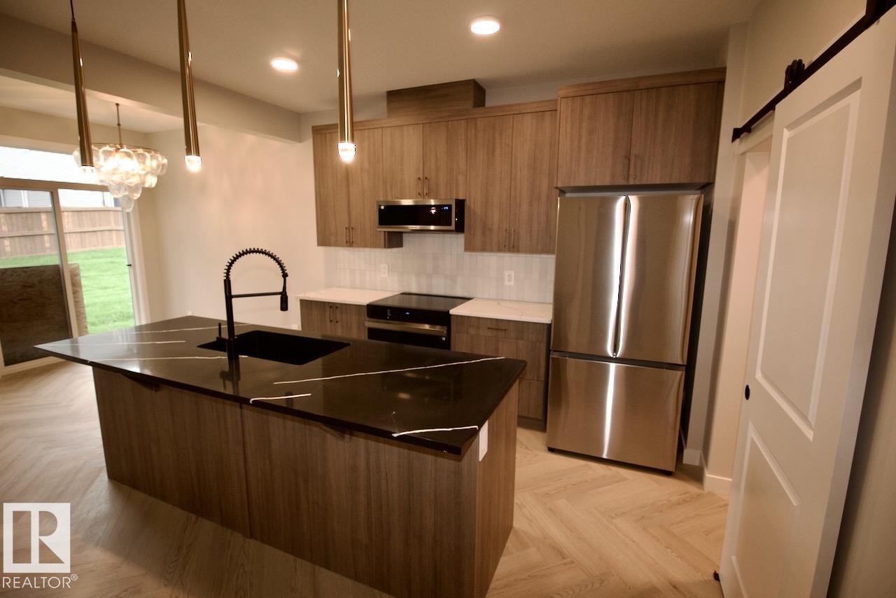 Picture for #UPPER 6414 27 AV SW