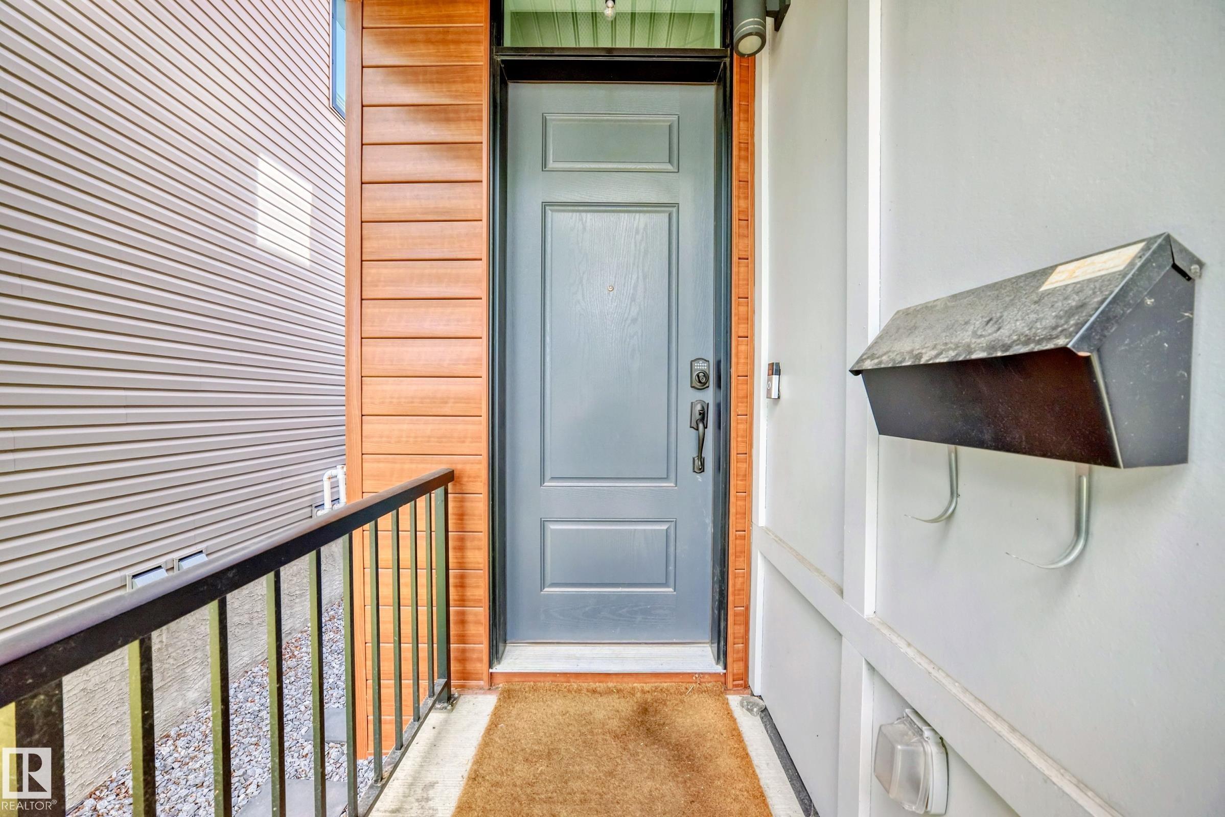 Picture for 8321 80 AV NW