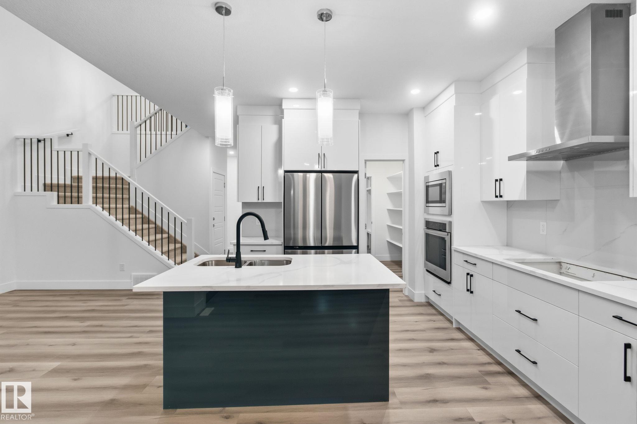 Photo 14 at 2532 210 Street NW, The Uplands, Edmonton