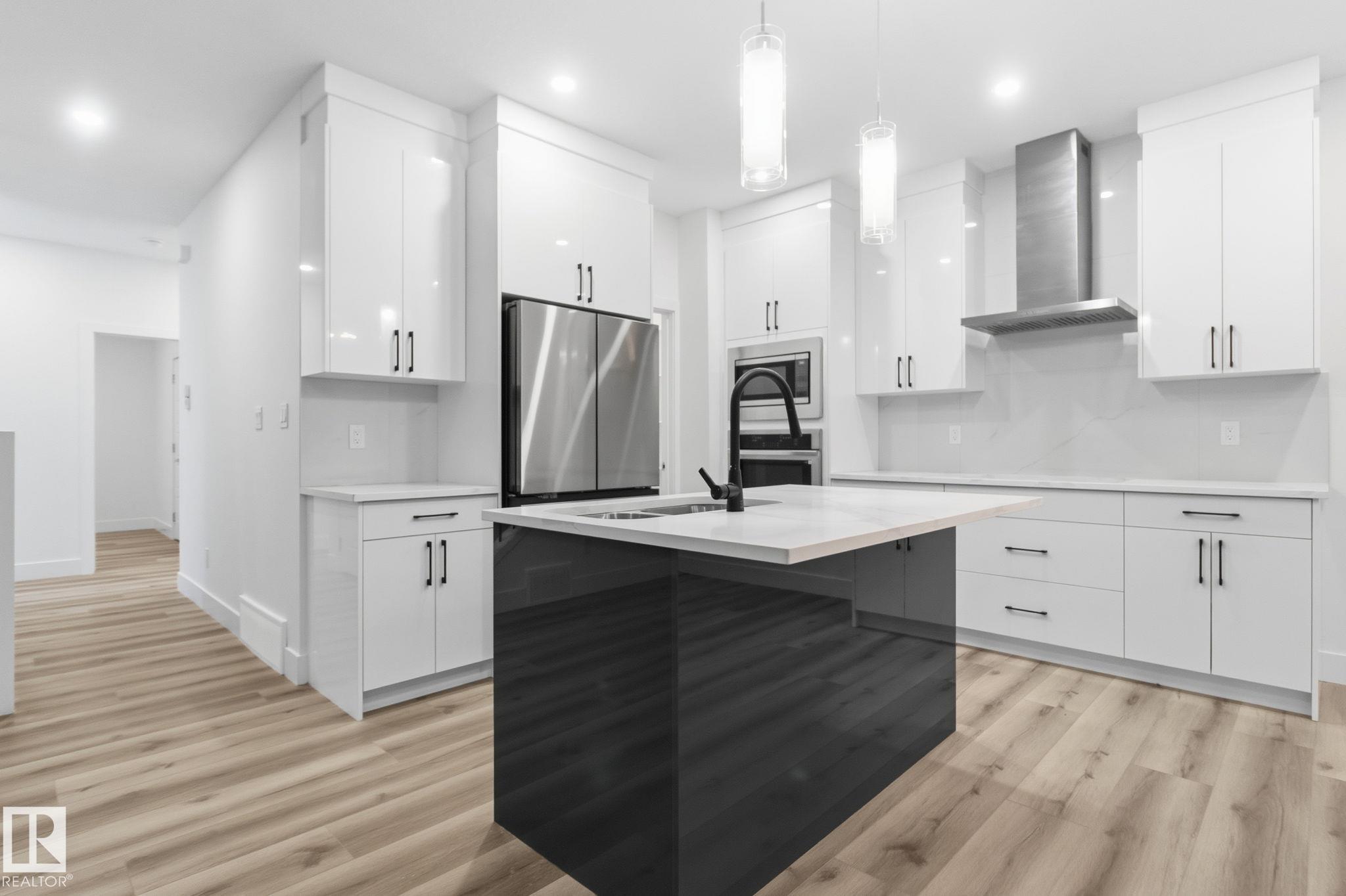 Picture for 2532 210 ST NW