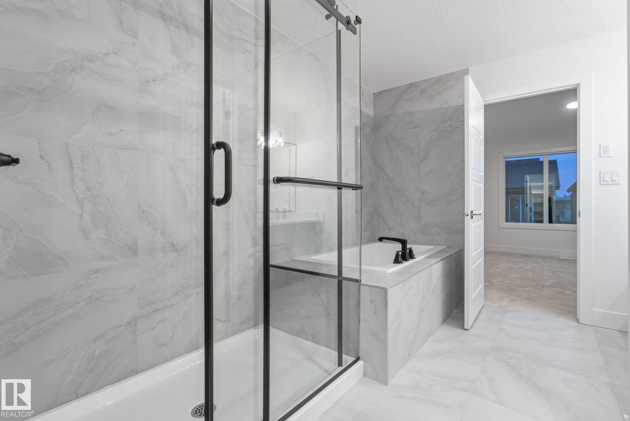 Photo 9 at 2532 210 Street NW, The Uplands, Edmonton