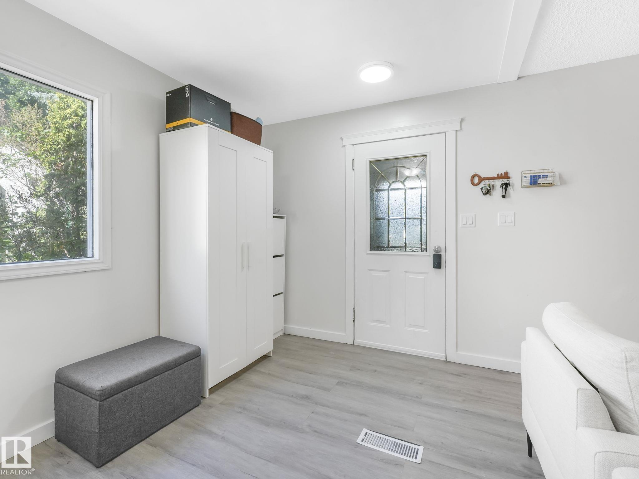 Picture for 11532 88 ST NW