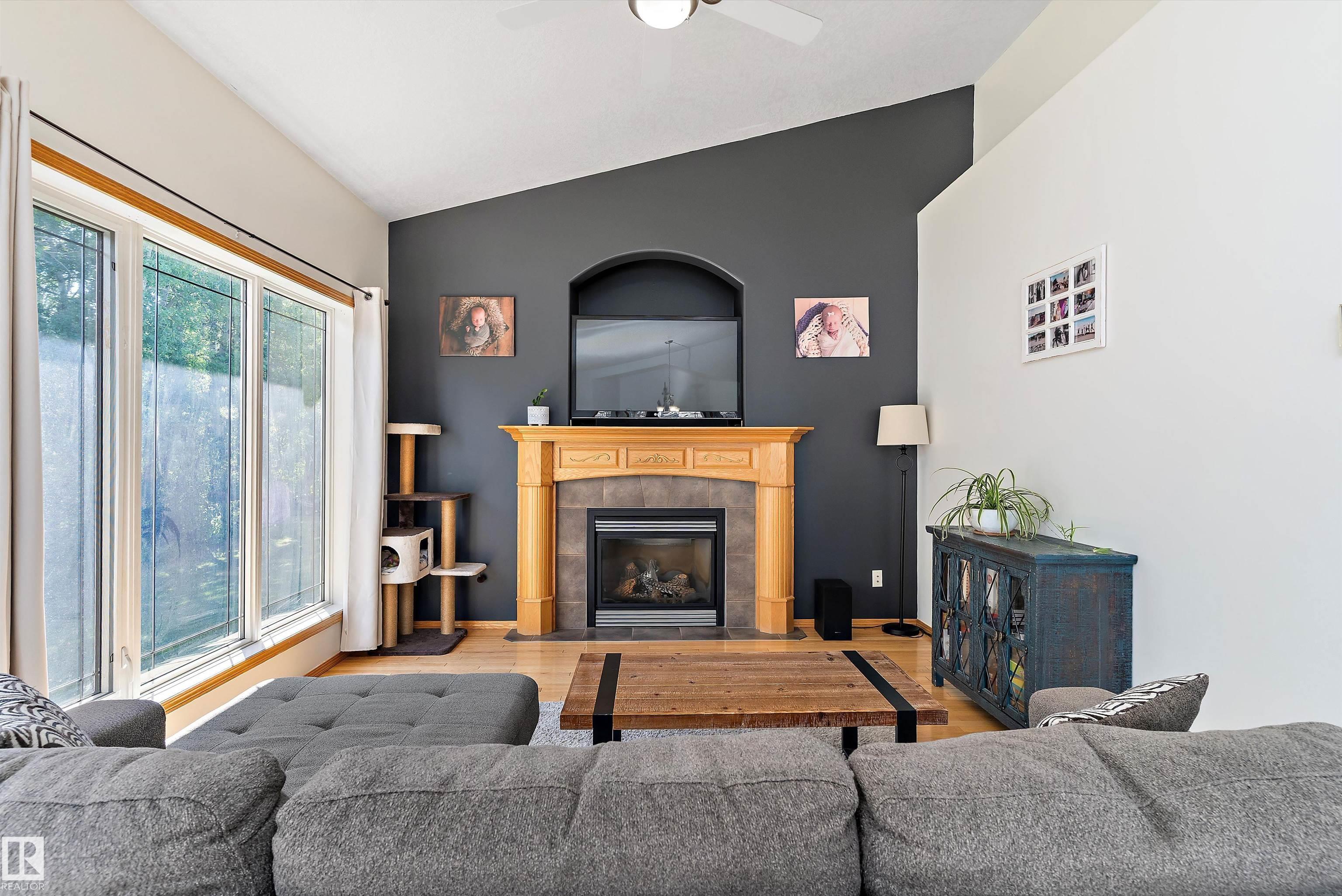 Photo 14 at 75 Willowview Bv, Willow Peak Park, Rural Parkland County