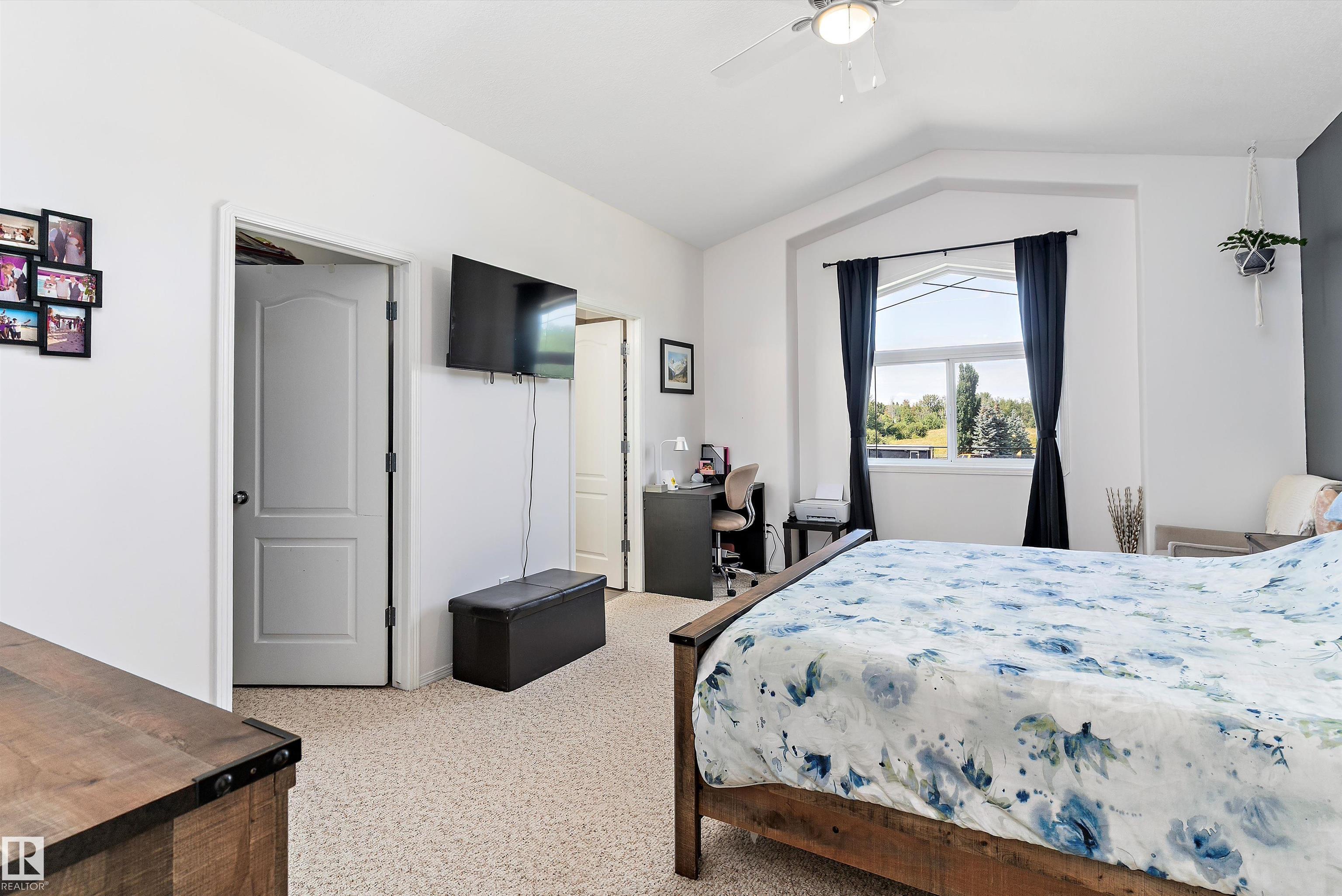 Photo 20 at 75 Willowview Bv, Willow Peak Park, Rural Parkland County