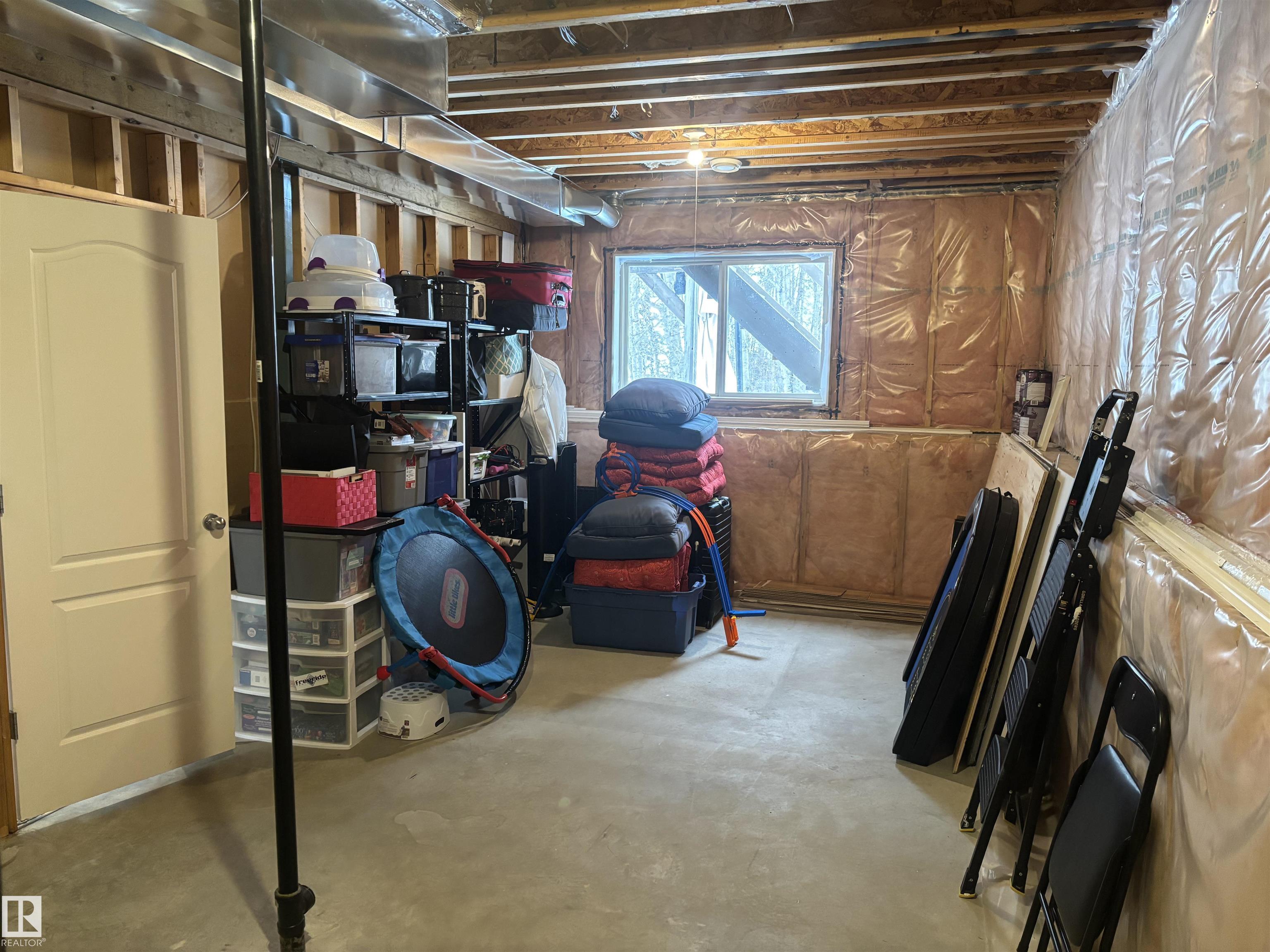 Photo 36 at 75 Willowview Bv, Willow Peak Park, Rural Parkland County