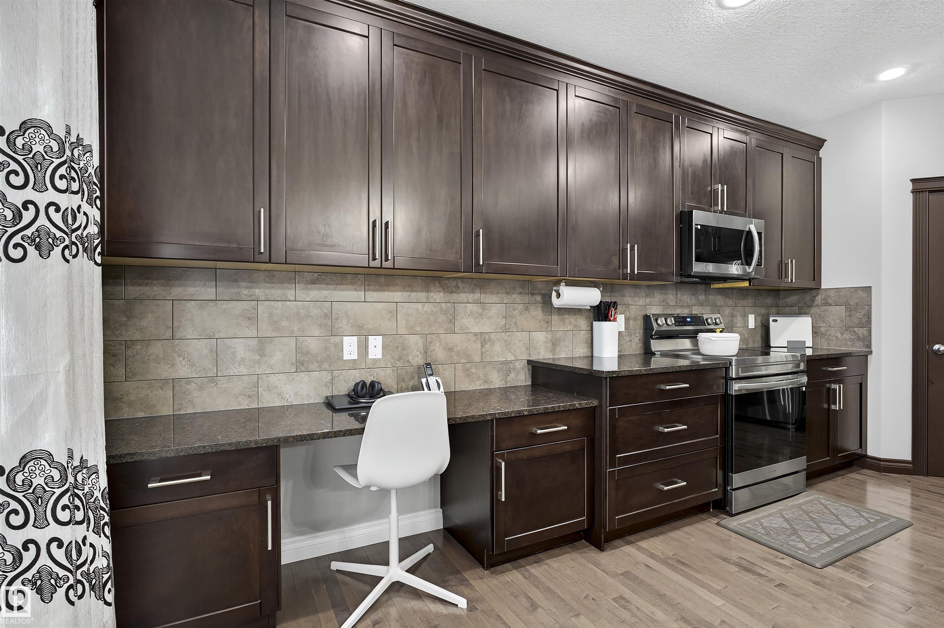 Picture for 618 ADAMS WY SW SW