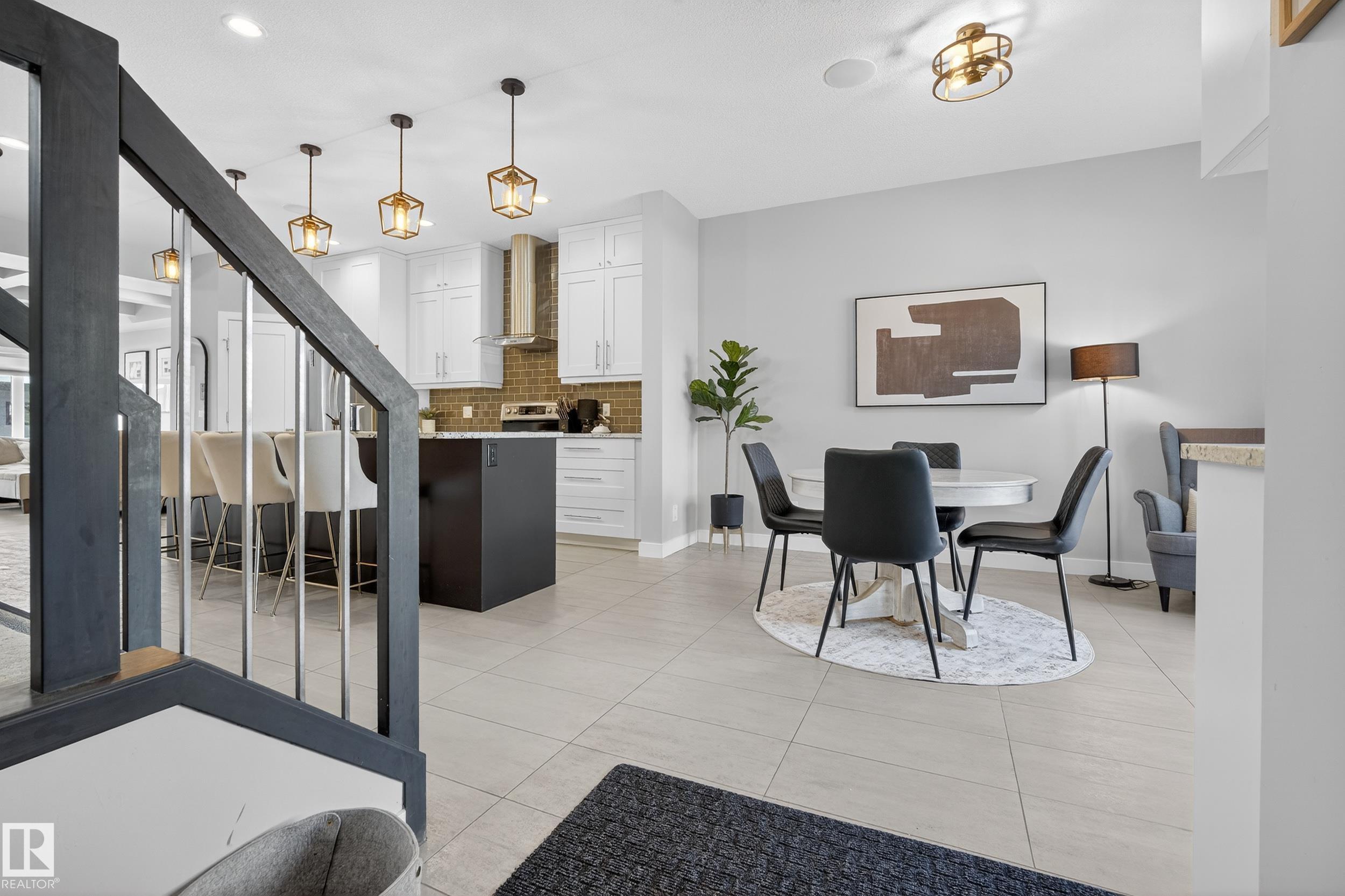 Picture for 11016 122 Street NW NW