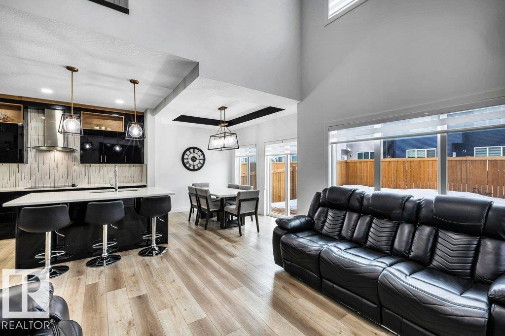 Photo 10 at 5320 Kimball Place SW, Keswick, Edmonton