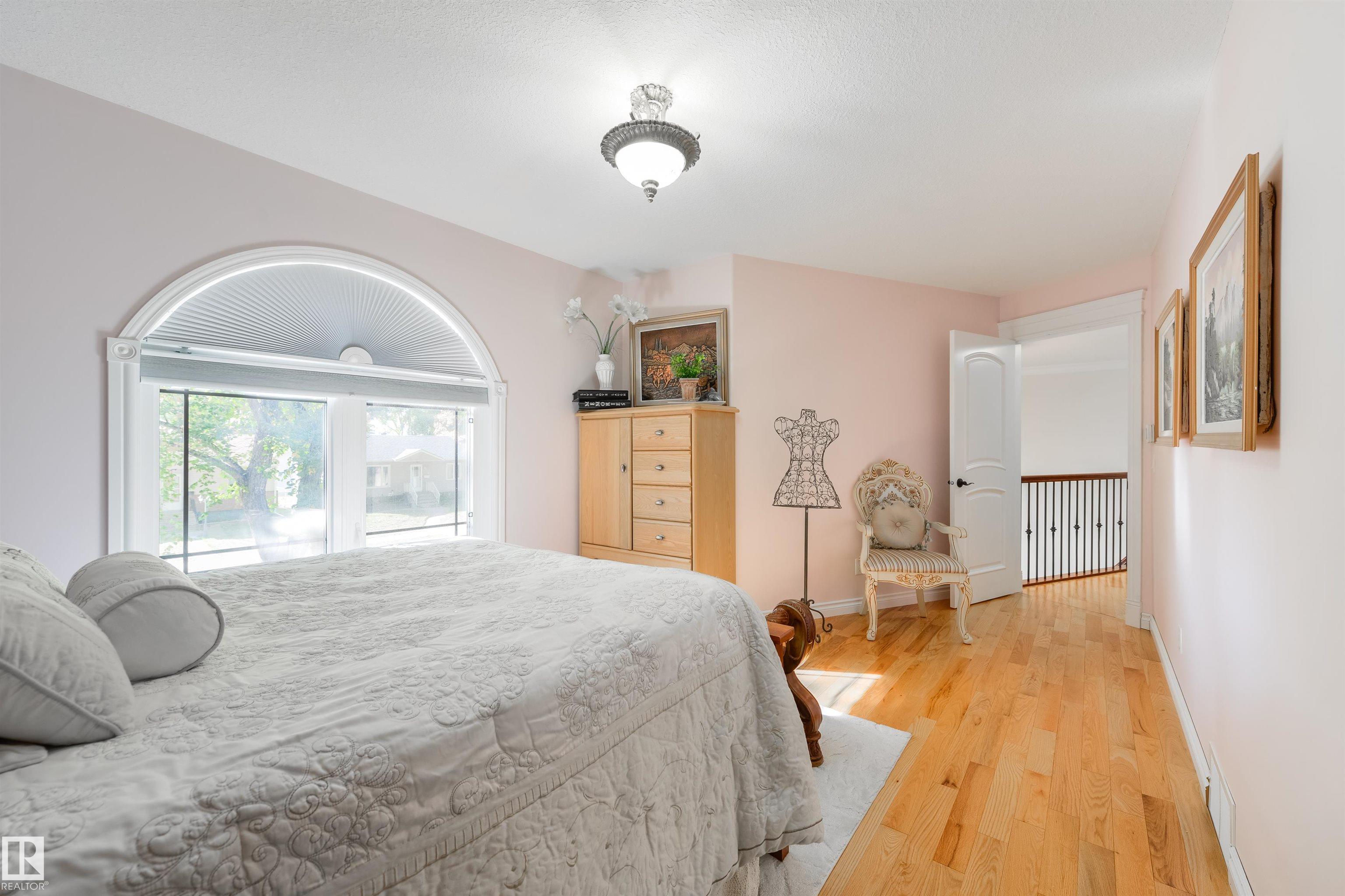 Photo 29 at 9720 65 Avenue NW, Hazeldean, Edmonton