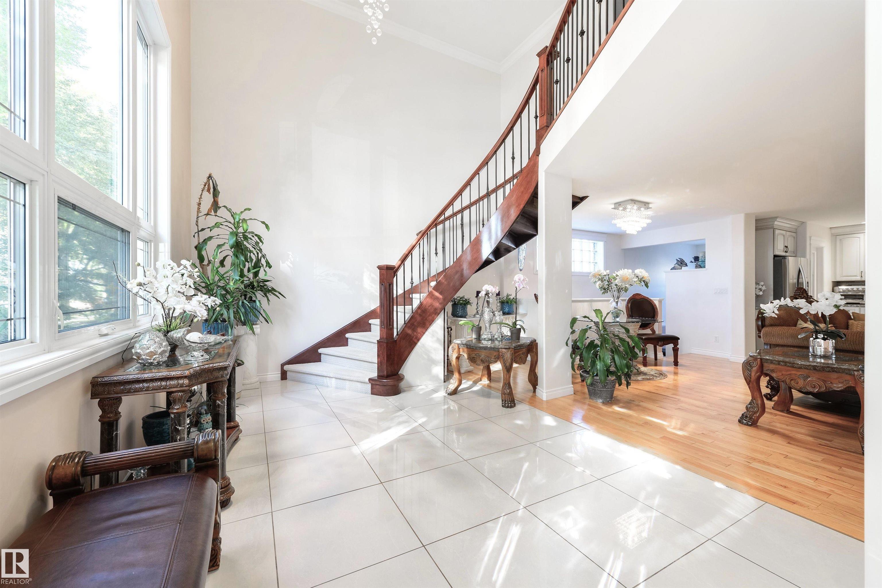 Photo 4 at 9720 65 Avenue NW, Hazeldean, Edmonton