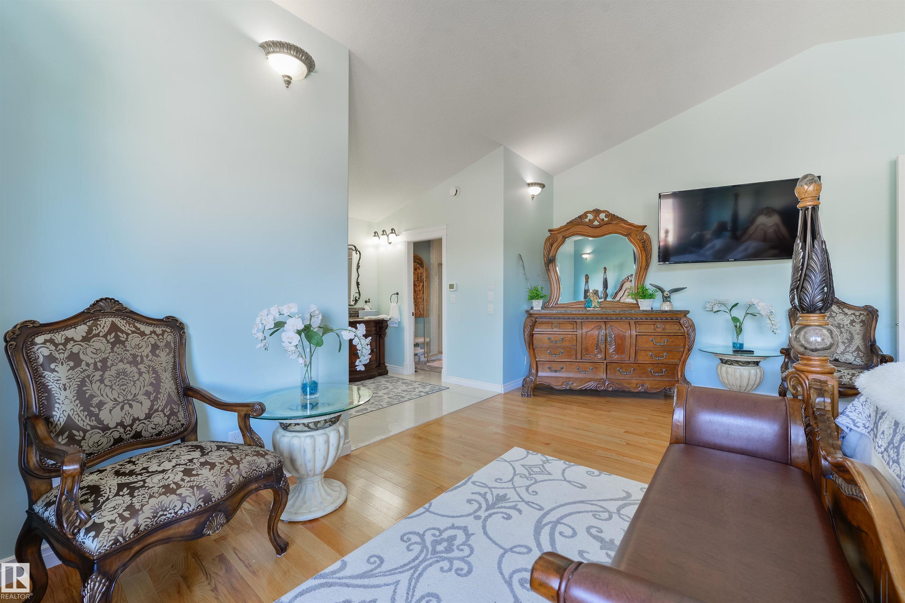 Photo 33 at 9720 65 Avenue NW, Hazeldean, Edmonton