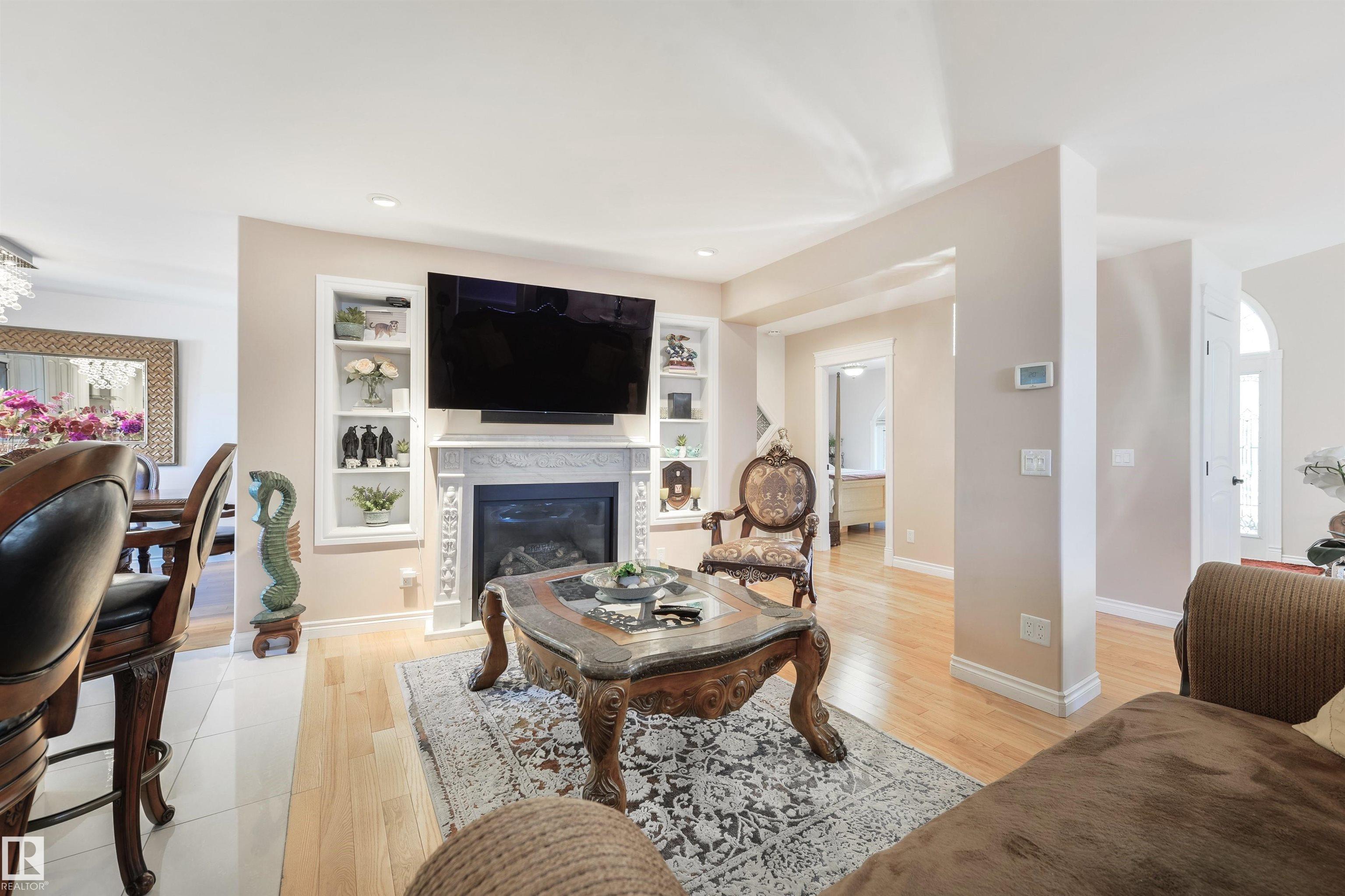 Photo 9 at 9720 65 Avenue NW, Hazeldean, Edmonton