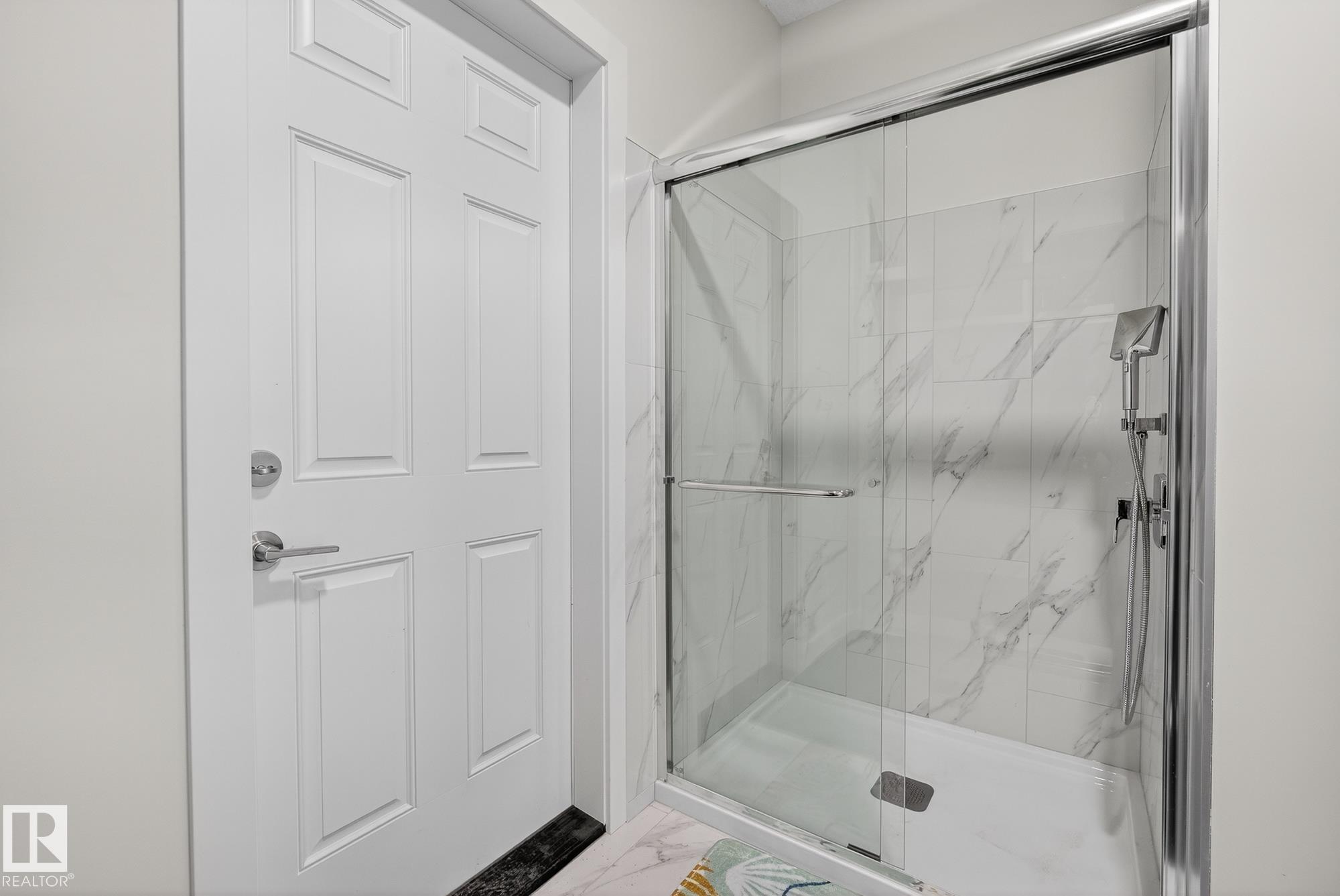 Photo 24 at 2017 Flycatcher point(e) NW, Kinglet Gardens, Edmonton